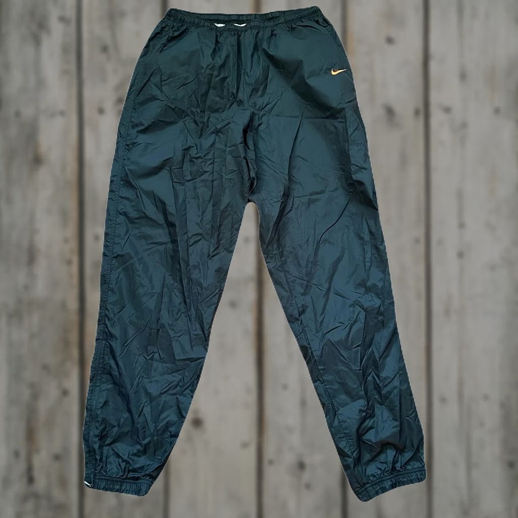 Nike VINTAGE Nike Track Pants Windbreaker Baggy 90s XL Mens Gray Tag Size US 36 / EU 52 - 1 Thumbnail