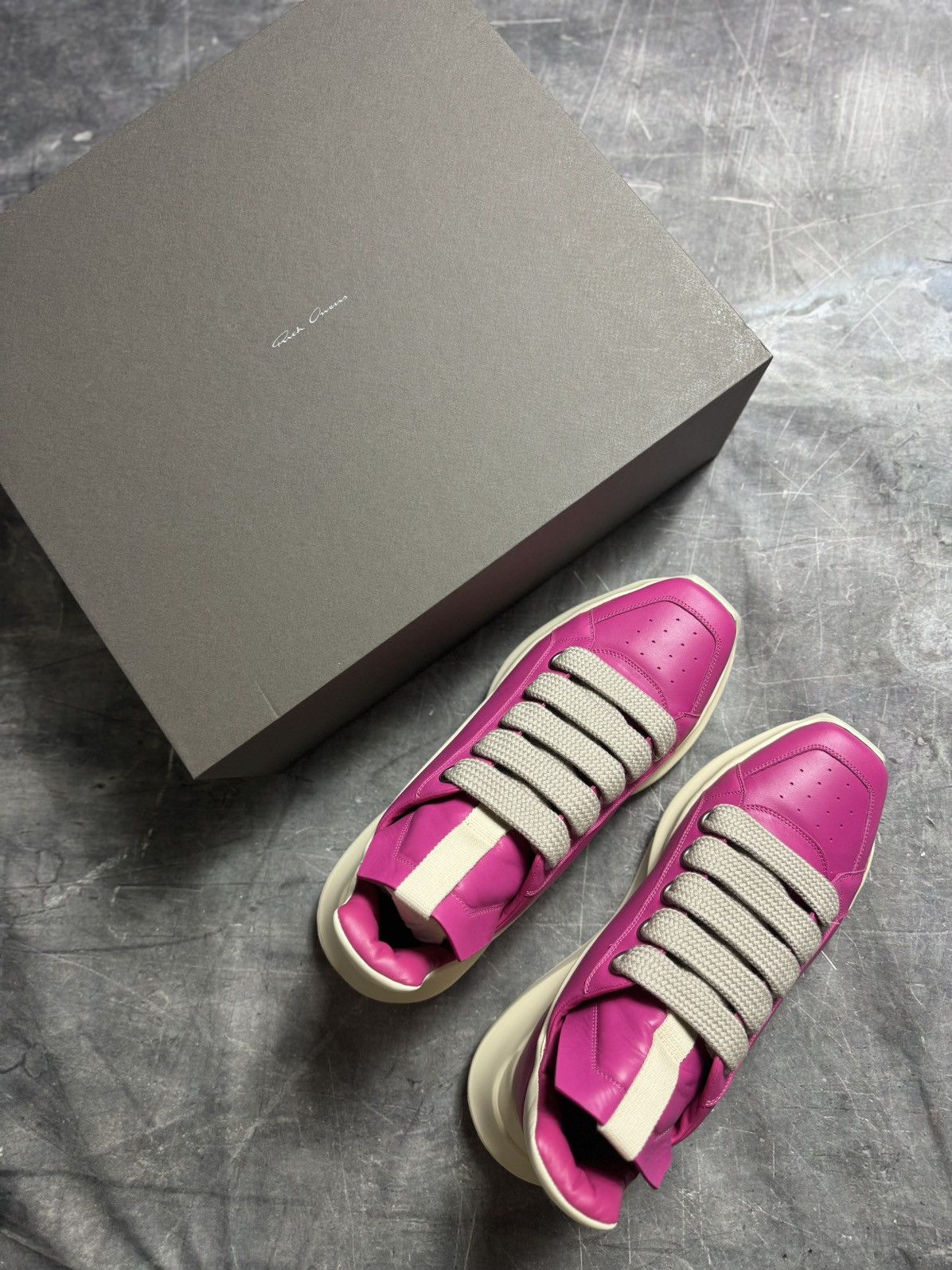Rick Owens Rick Owens Geth Runner Hot Pink Size US 12 / EU 45 - 2 Thumbnail
