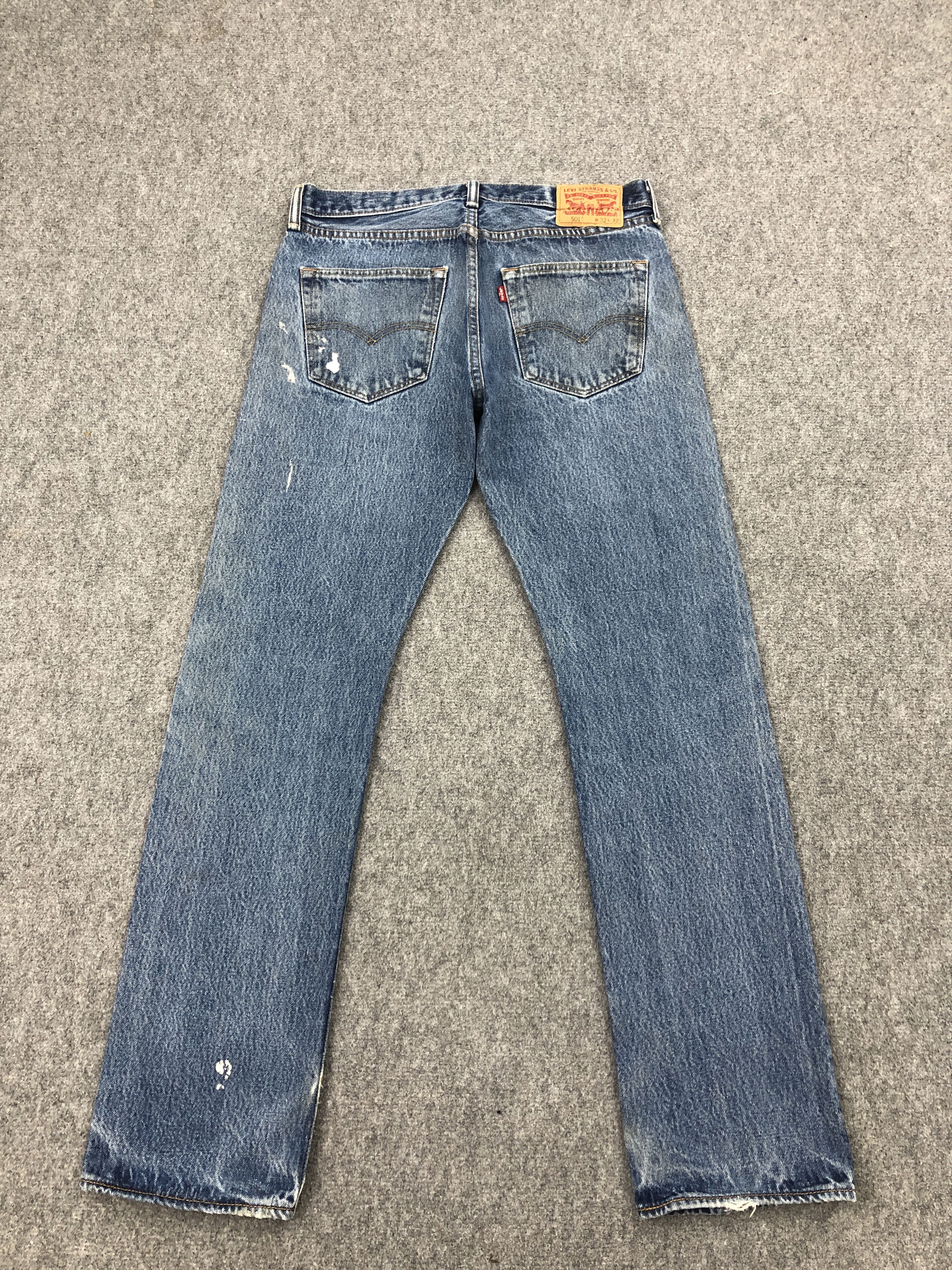 Levi's × Vintage Distressed Vintage Levi's 501 Blue Jeans Size US 32 / EU 48 - 3 Thumbnail