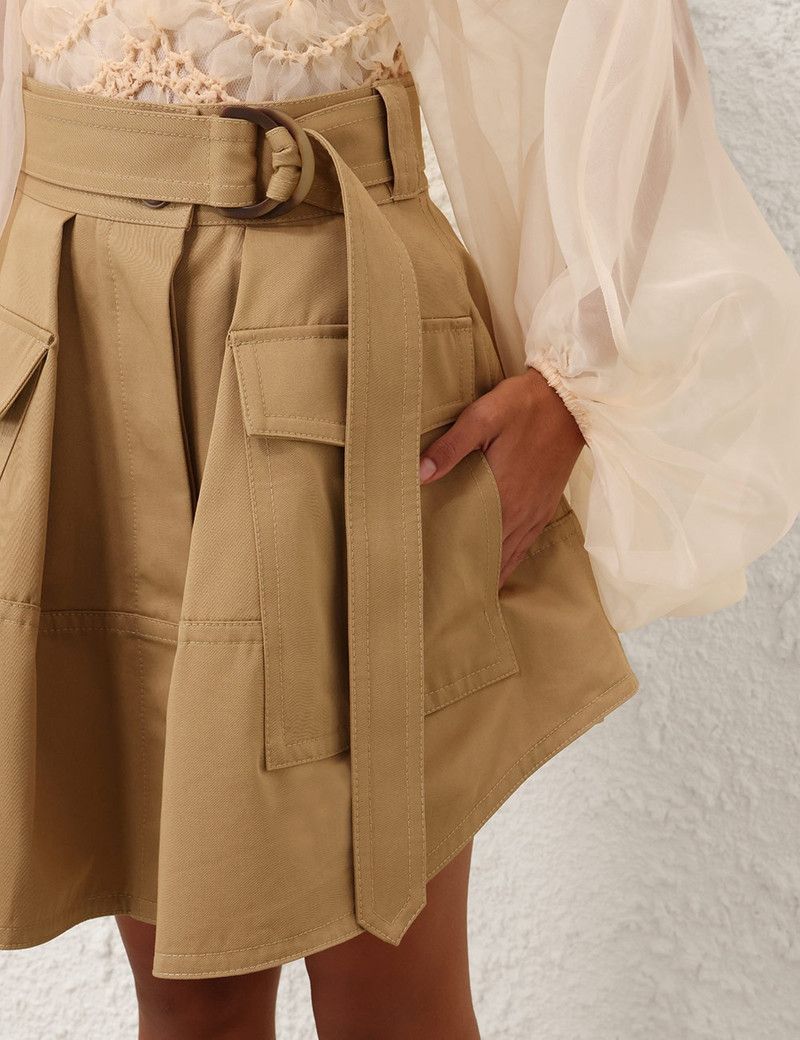 oc11z0226 Illuminate Cargo Mini Skirt in Sand