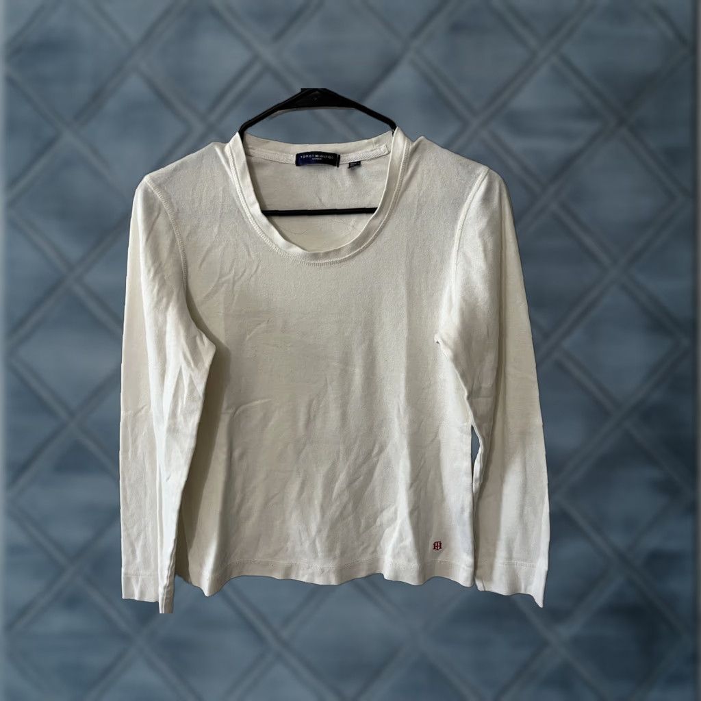 Tommy Hilfiger VINTAGE Tommy Hilfiger Sleepshirt Women’s Long Sleeve Size Small White Size S / US 4 / IT 40 - 1 Thumbnail