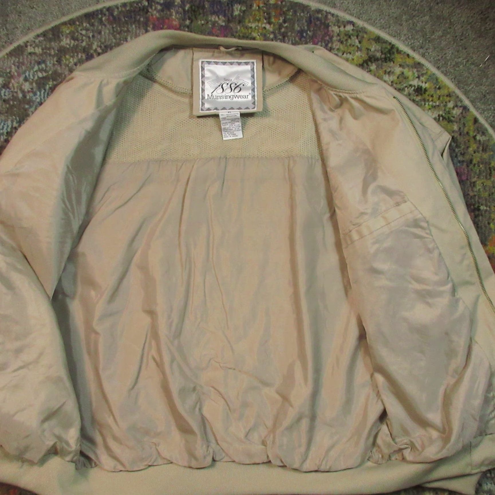 Vintage VINTAGE Munsingerwear Harrison Bomber Jacket Mens XL Oversized Beige Lightweight Lined Size US XL / EU 56 / 4 - 4 Thumbnail