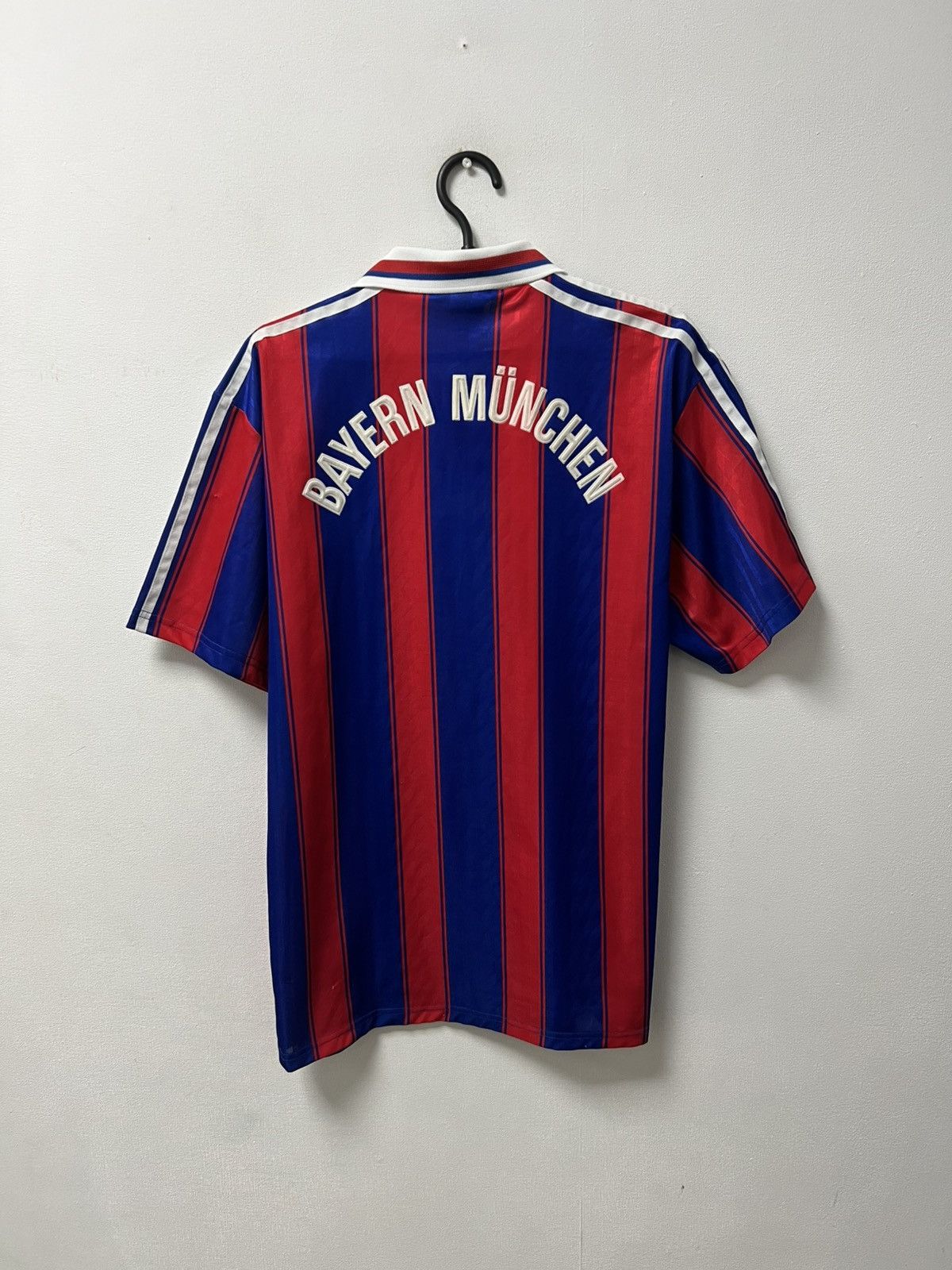 Adidas Adidas Bayern Munich 1995 1997 home soccer jersey football Size US M / EU 48-50 / 2 - 8 Thumbnail