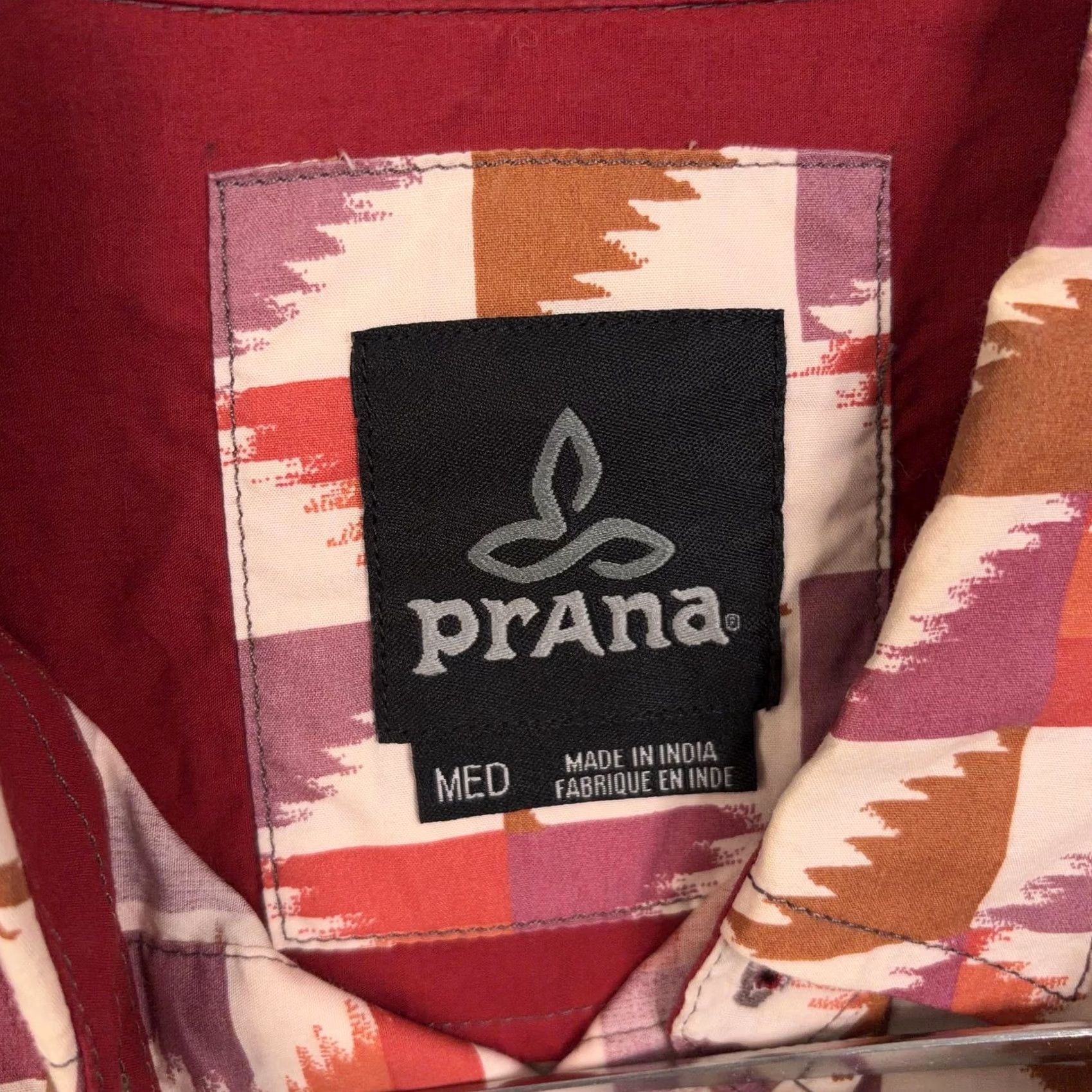 Prana prAna Shirt Men Medium Aztec Geo AOP Southwestern Outdoor Hiking Sustainable Size US M / EU 48-50 / 2 - 4 Thumbnail