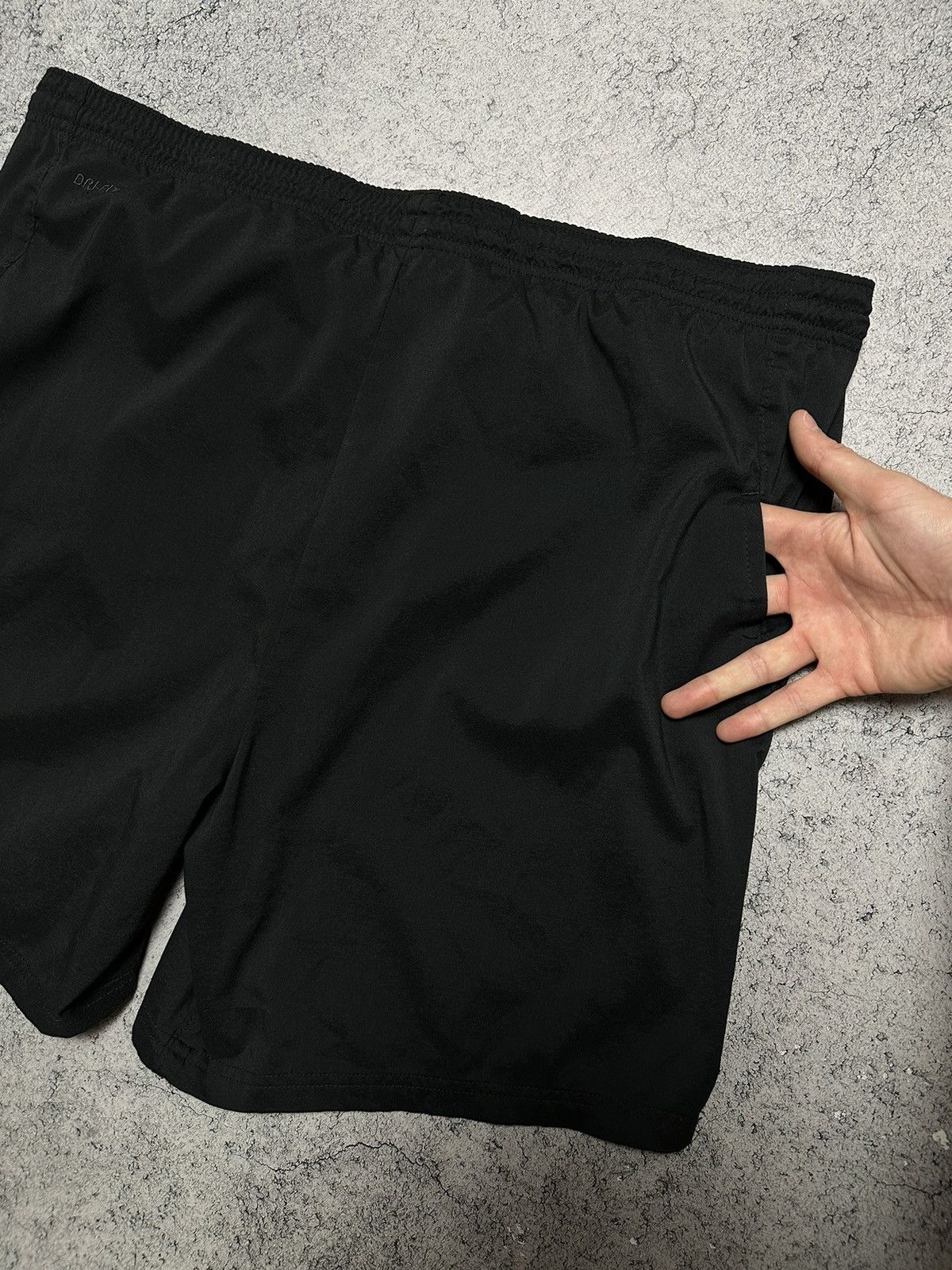 Vintage Vintage Nike Dri-Fit Swoosh Shorts Size M-L Y2K Drill Size US 34 / EU 50 - 7 Thumbnail