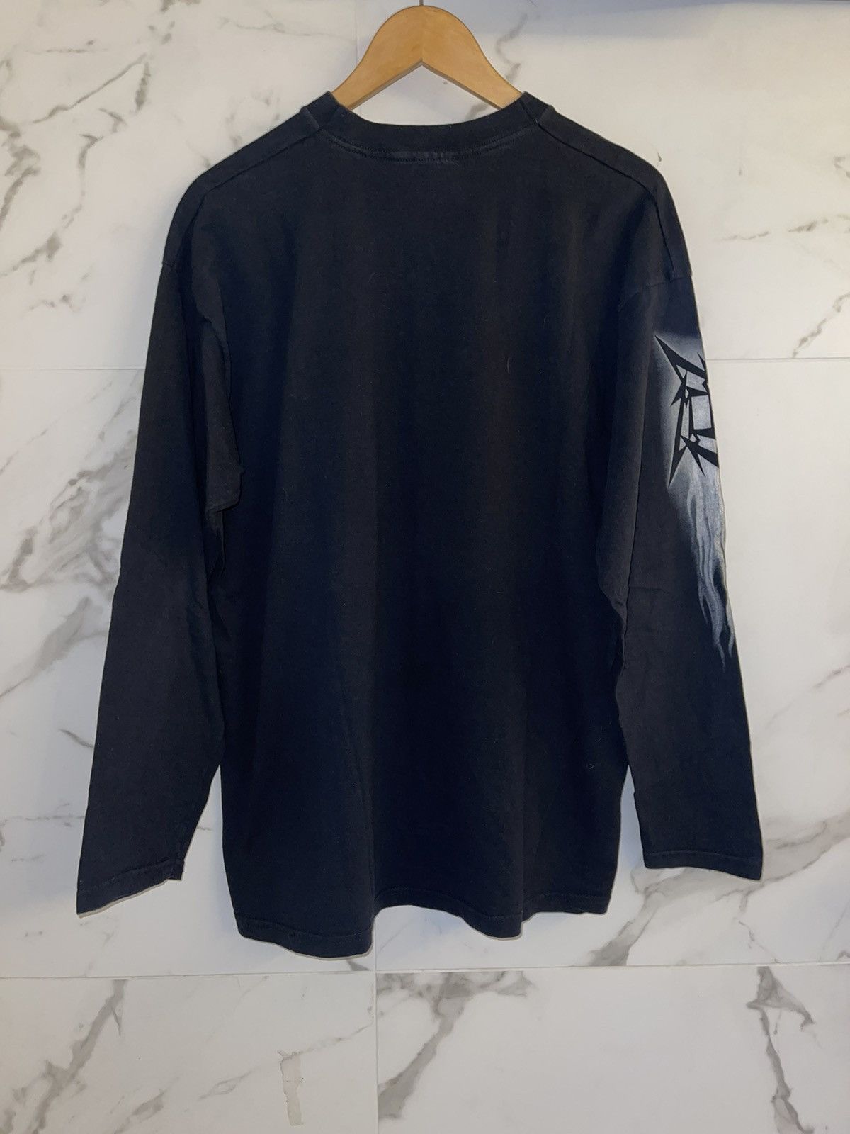 Band Tees × Metallica × Vintage 2003 Metallica Vintage Scull Long Sleeve black shirt Size US XL / EU 56 / 4 - 3 Thumbnail