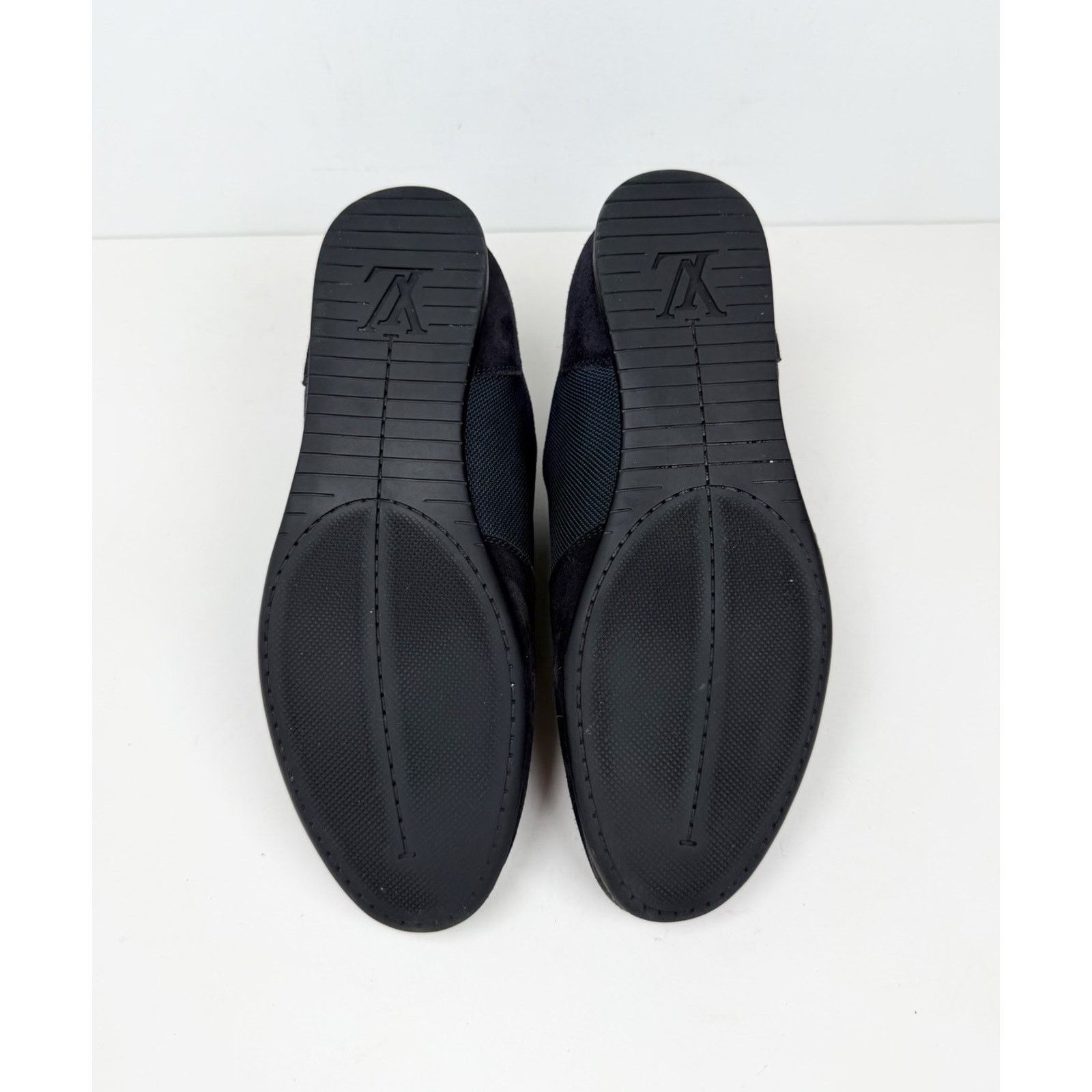 Louis Vuitton Size 6LV/7US - Louis Vuitton Stardust Strap Blue Suede Size US 7 / EU 40 - 5 Thumbnail