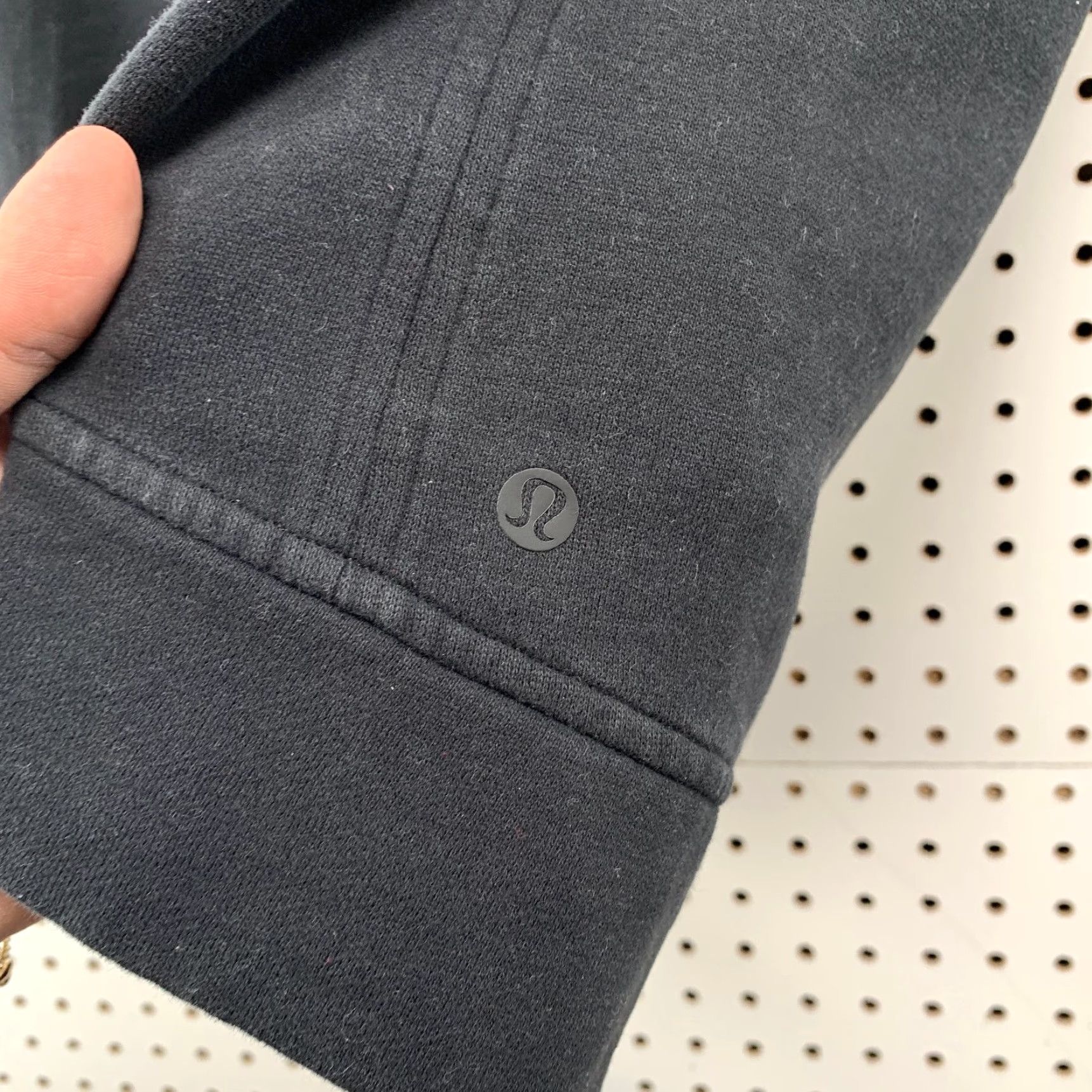 Lululemon Lululemon Hoodie Sweatshirt Womens 6 Black Fleece Hooded Pullover Cozy Size M / US 6-8 / IT 42-44 - 5 Thumbnail