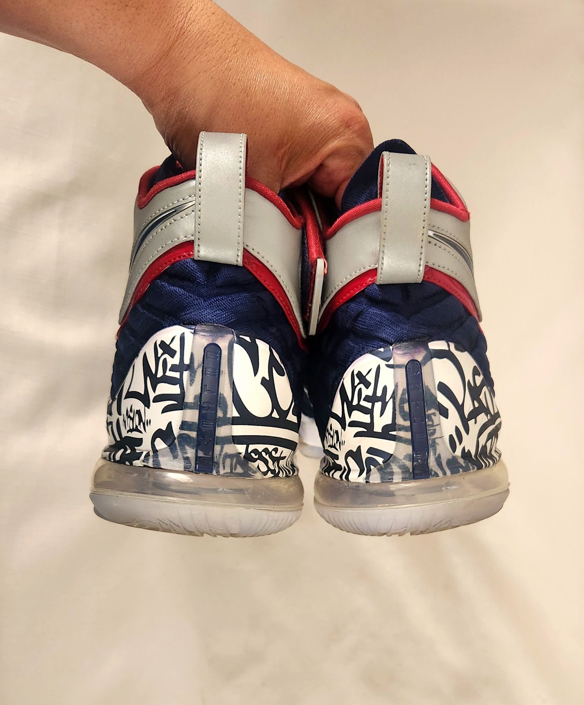 Nike Nike LeBron 17 EP LeBron 4 Cold Blue Graffiti CT6052-400 14 Size US 14 / EU 47 - 10 Thumbnail