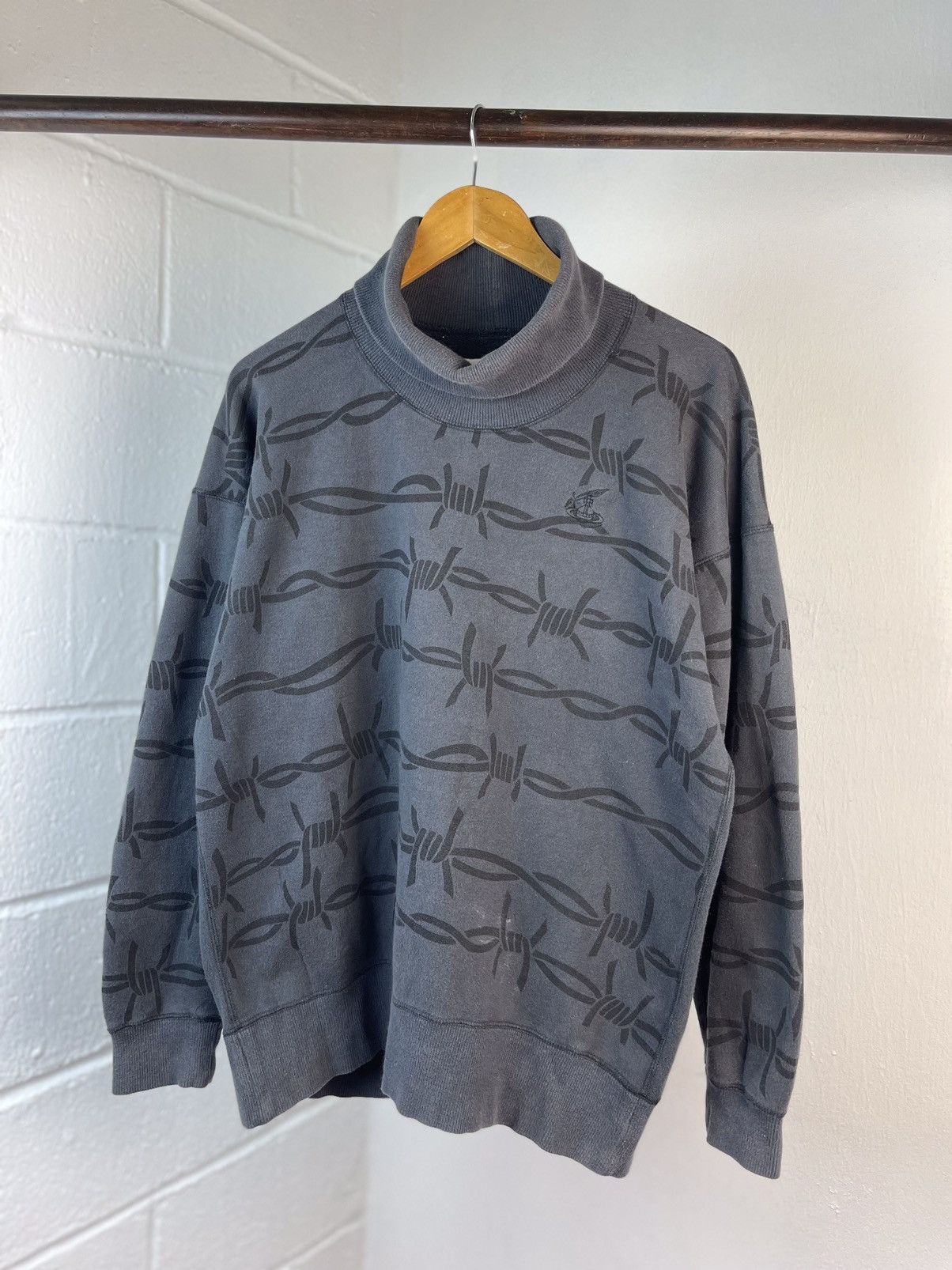 Vivienne Westwood A/W 13/14 VIVIENNE WESTWOOD BARBEDWIRE TURTLENECK Size US L / EU 52-54 / 3 - 3 Thumbnail