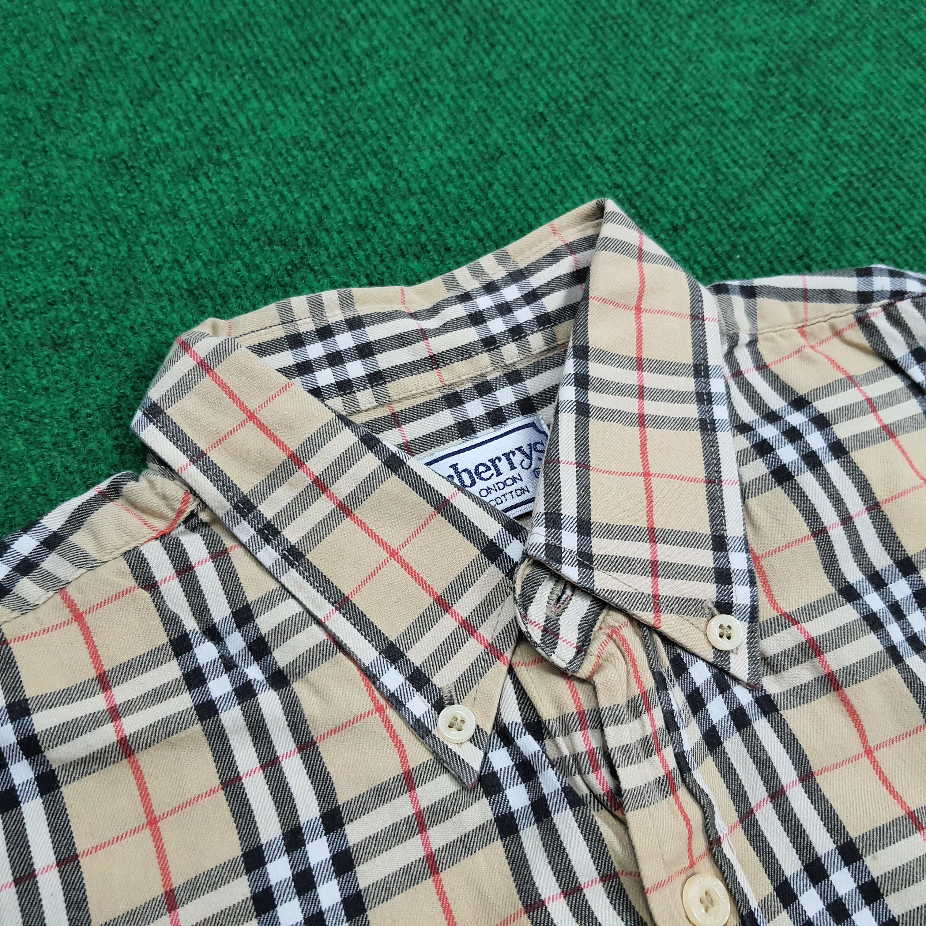 Burberry × Vintage Vintage Burberry Nova Check Button Up Shirt Size US M / EU 48-50 / 2 - 4 Thumbnail