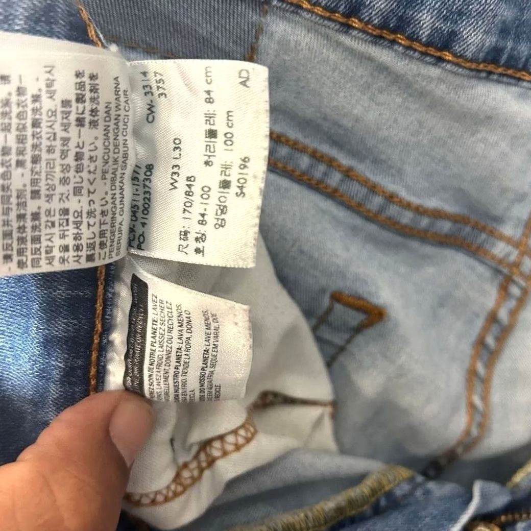 Levi's Levi's 511 Slim Fit Jeans Mens 33x30 Distressed Denim Blue 5-Pocket Zip Button Cotton Blend Logo Jeans Straight Casual Mens Size US 33 - 3 Thumbnail