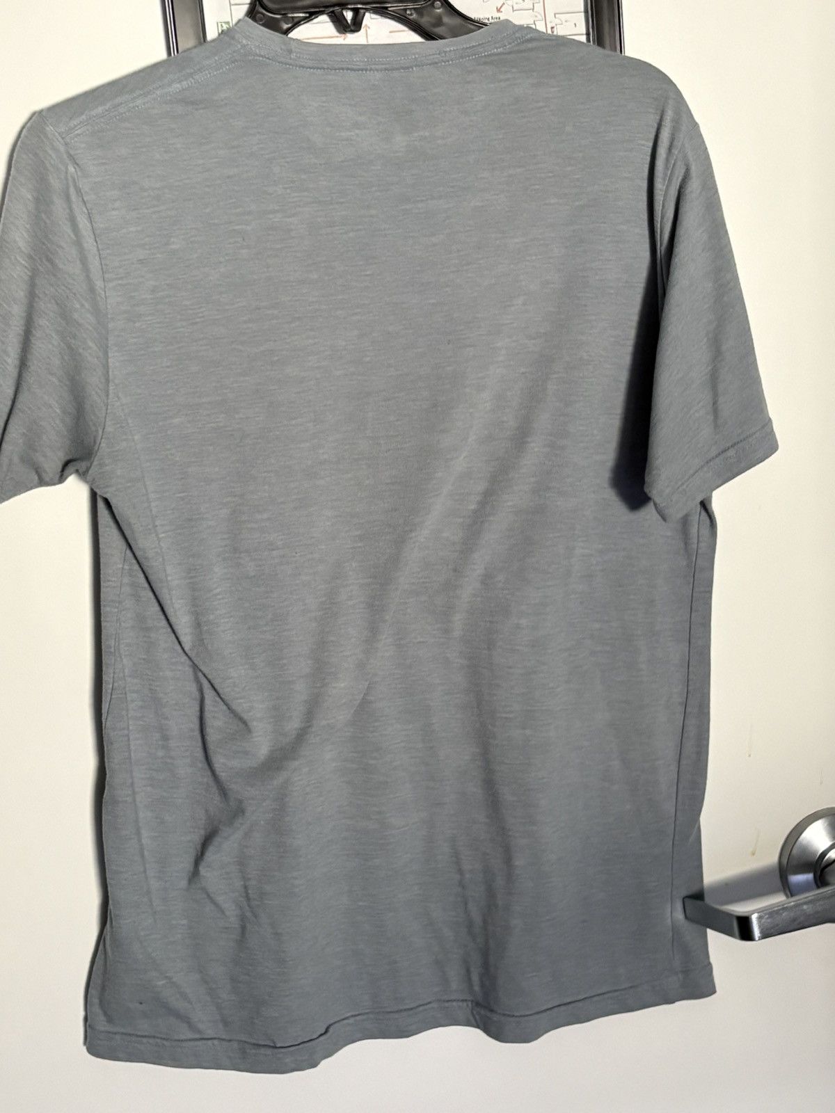 Other Next Level Apparel Revolutionary Superheroes Graphic Tee Med Size US M / EU 48-50 / 2 - 6 Thumbnail