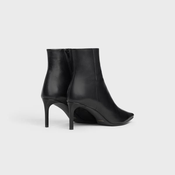 o1w1db10324 Boots in Black
