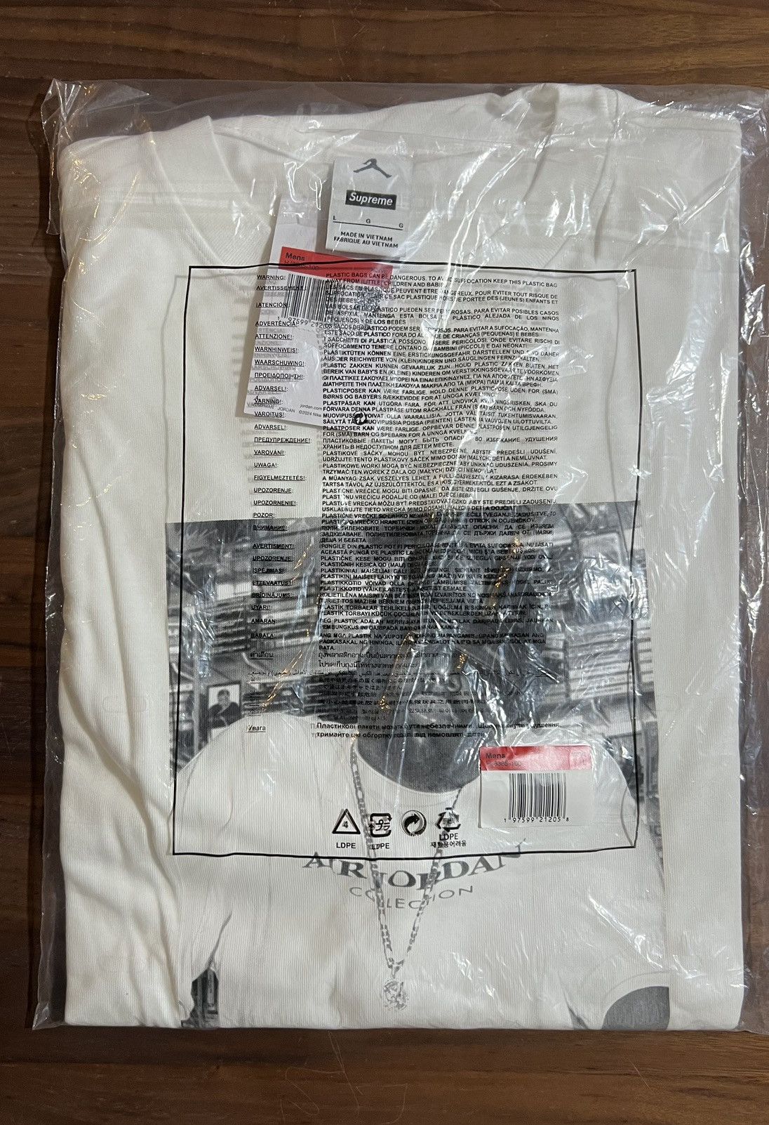 Supreme SUPREME®/JORDAN® BIGGIE S/S TOP White Short Sleeve T-Shirt Size US L / EU 52-54 / 3 - 4 Thumbnail