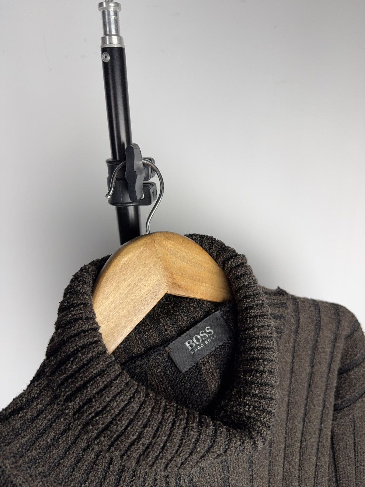 Hugo Boss Luxury Retro 00s Hugo Boss Ribbed Knit Sweater Made in Italy Size US L / EU 52-54 / 3 - 9 Thumbnail