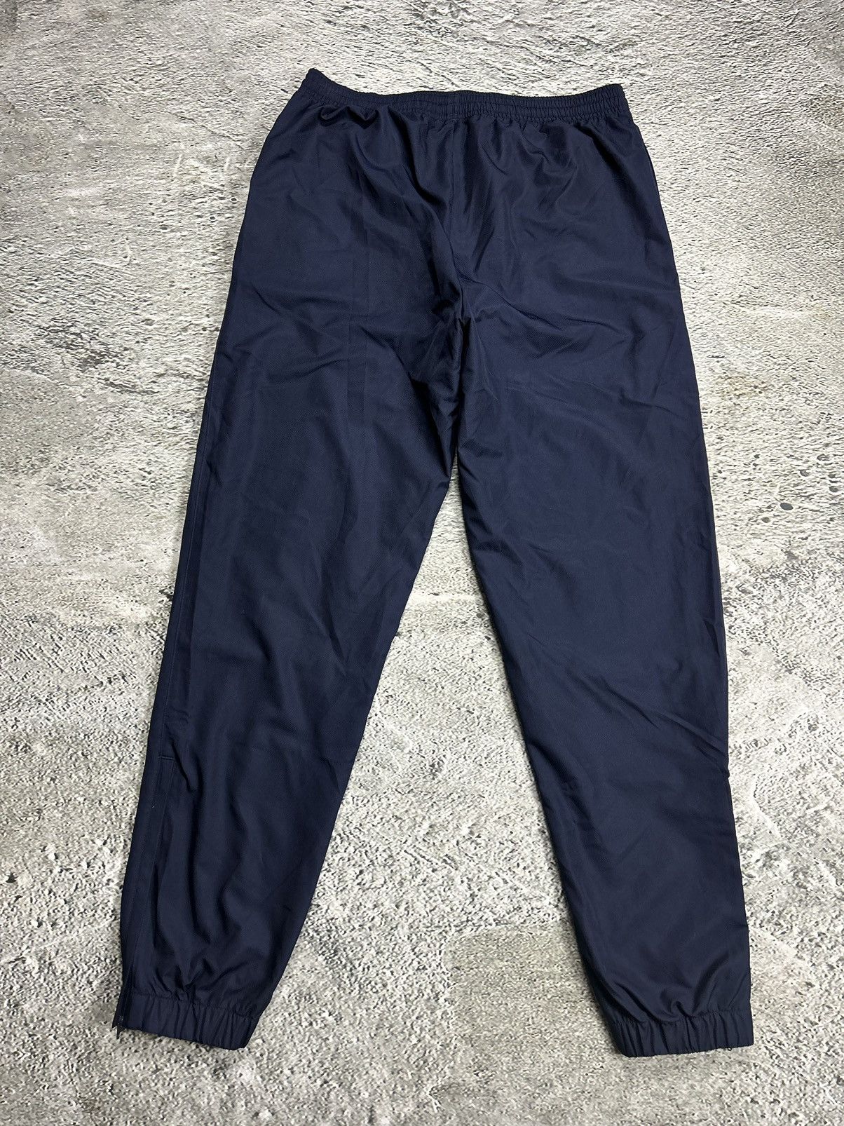 Lacoste Lacoste track suit vintage navy pants windbreaker small logo Size US XL / EU 56 / 4 - 15 Thumbnail