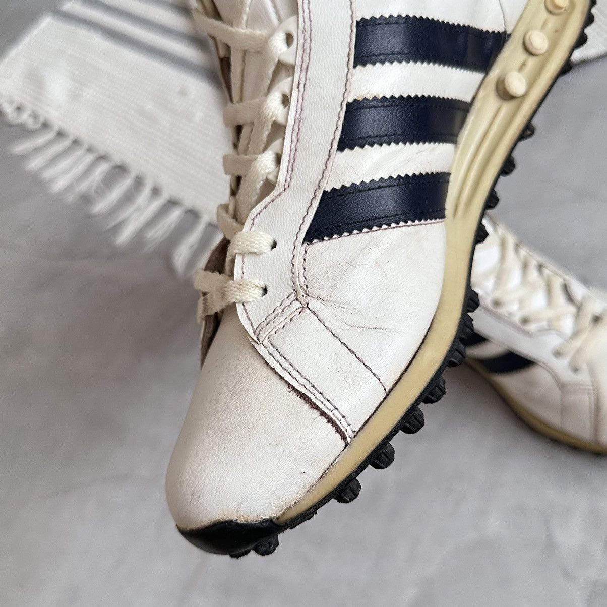 Adidas Vintage 80s Adidas Jogging High 2 Sneakers Boots Slovenia Size US 7 / EU 40 - 17 Thumbnail