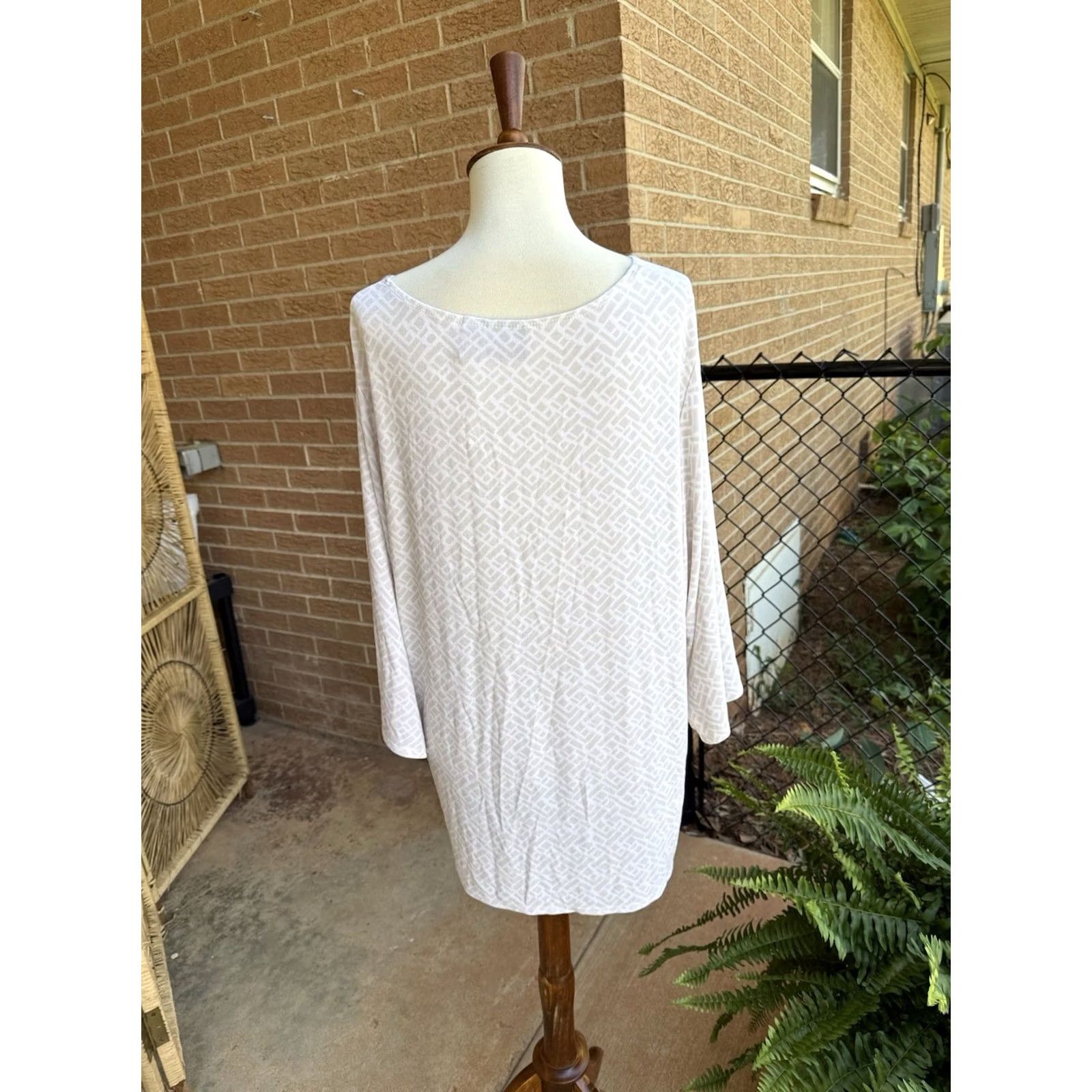 Vintage VINTAGE Travel Top White And Cream Pattern Chico's Blouse XL Women Travel Womens Size XL / US 12-14 / IT 48-50 - 5 Thumbnail