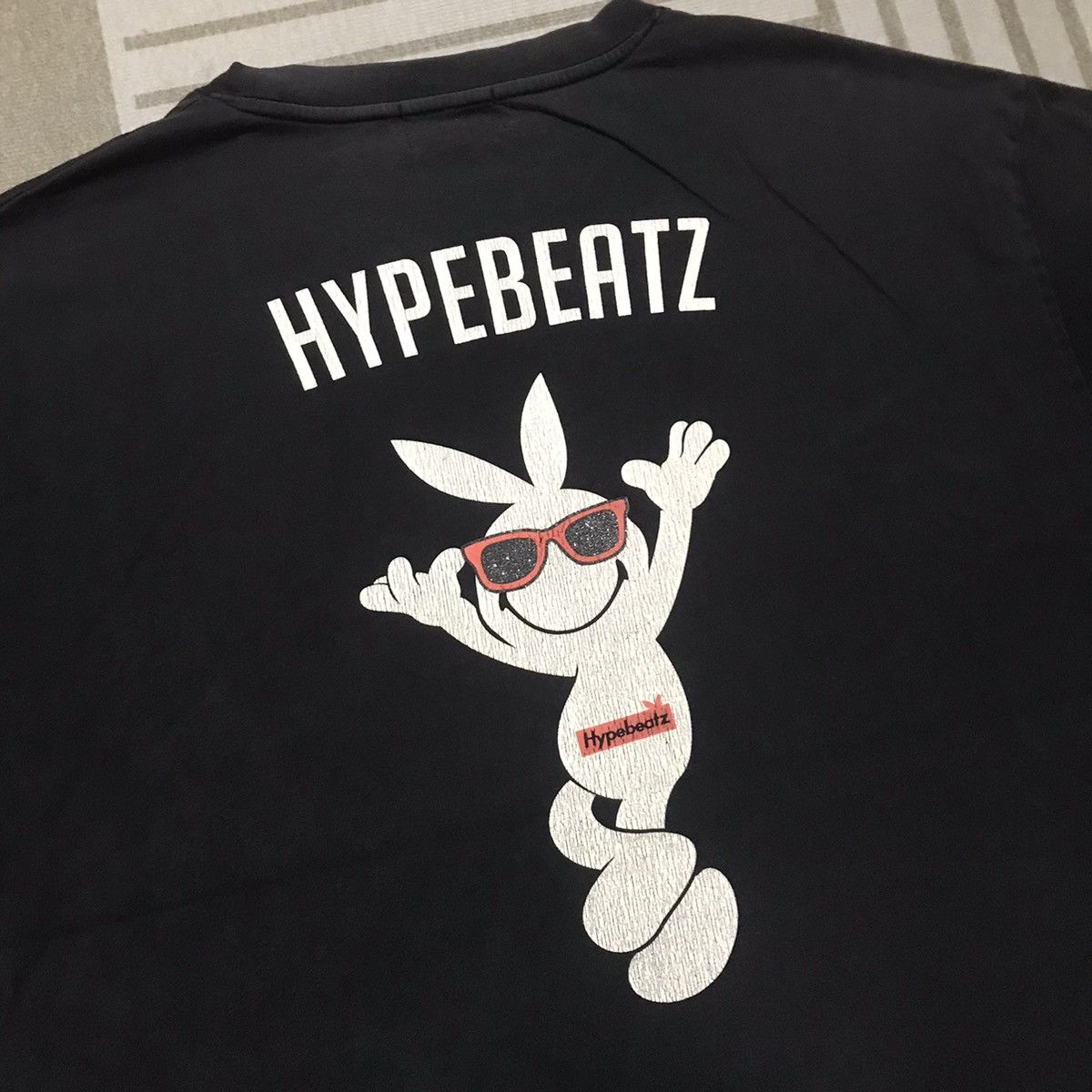Hypebeast HYPEBEATZ LOVE POWER PEACE RARE TEE Size US XXL / EU 58 / 5 - 2 Thumbnail