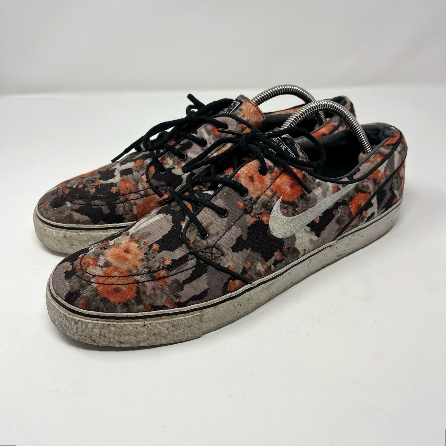Nike Nike SB Janoski Premium Digi-floral Camo 482972-908 Size 13 Rare 2013 Release Sneaker Men Skateboarding US 13 Multicolor Floral 2013 Nike SB Janoski Size US 12 / EU 45 - 3 Thumbnail