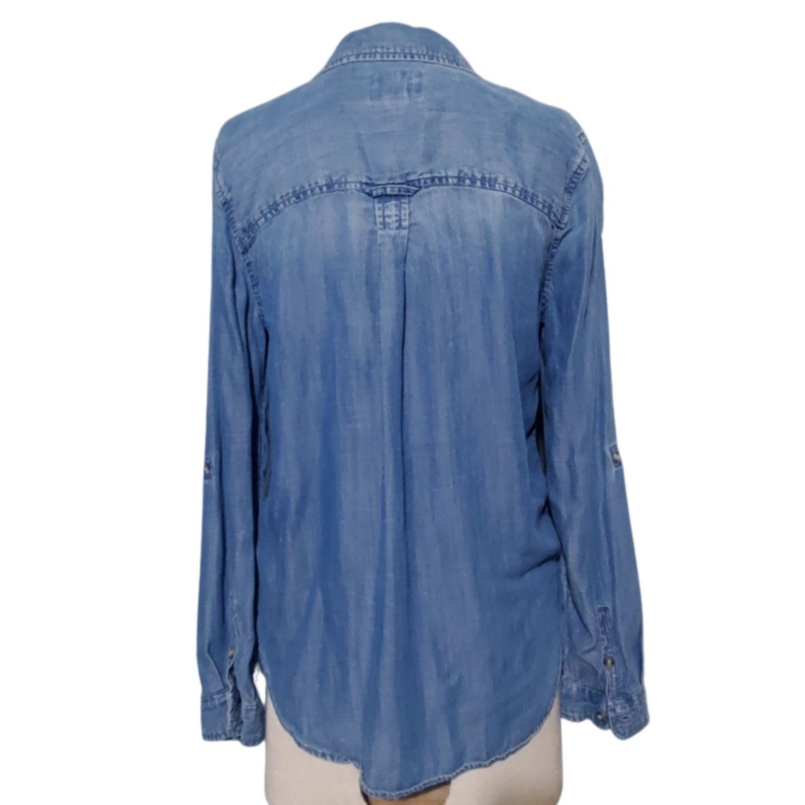 American Eagle Outfitters American Eagle Boyfriend Fit Button Down Top Size Small Size S / US 4 / IT 40 - 2 Thumbnail