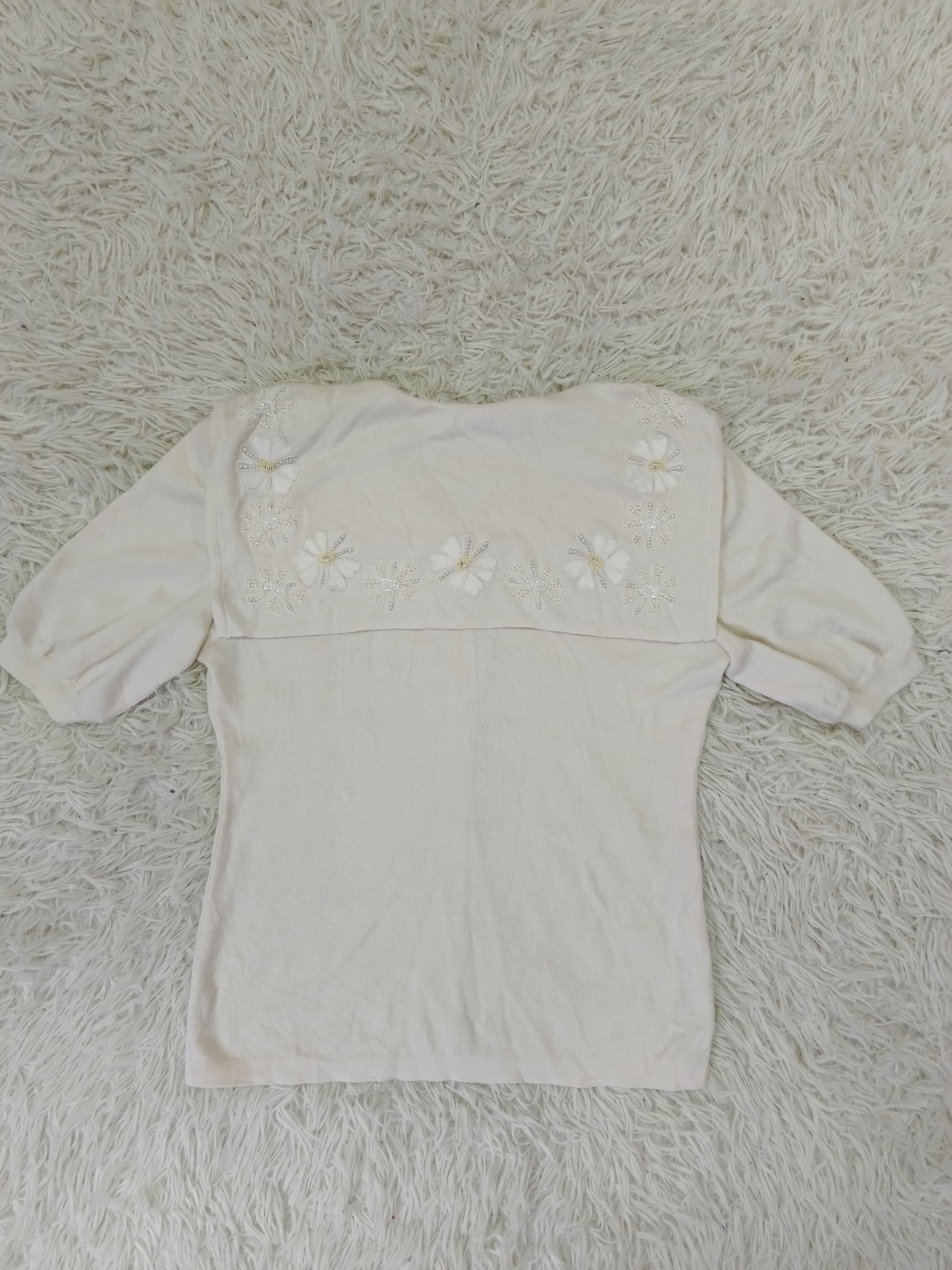 Dior CHRISTIAN DIOR EMBROIDERED FLOWER COLLAR KNIT CARDIGAN Size US M / EU 48-50 / 2 - 2 Thumbnail