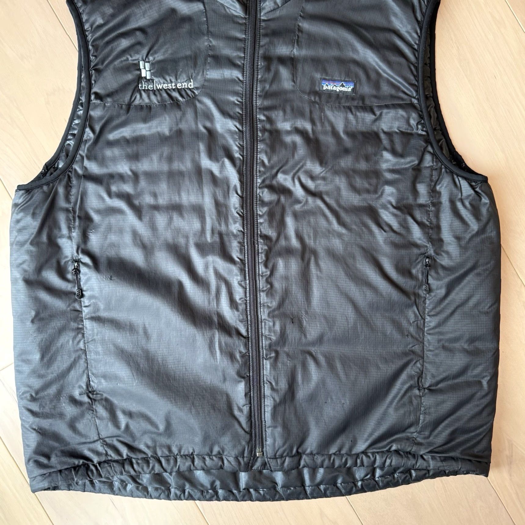 Patagonia Patagonia Micro Puff Vest XL Black Insulated Full Zip Outerwear Men's Vest Winter Casual Travel Size US XL / EU 56 / 4 - 4 Thumbnail