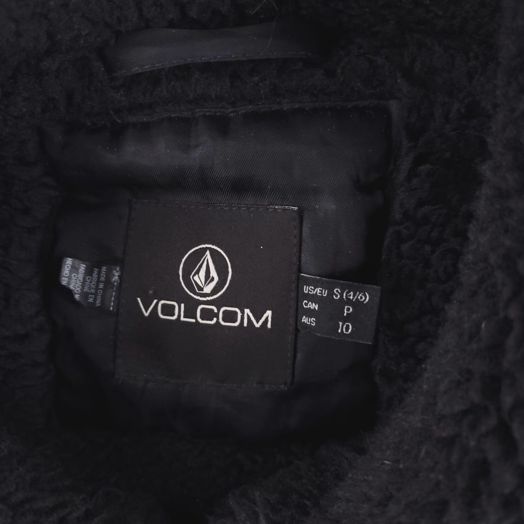 Volcom VINTAGE? (No) Volcom Jacket Womens S Black Fleece Size S / US 4 / IT 40 - 5 Thumbnail