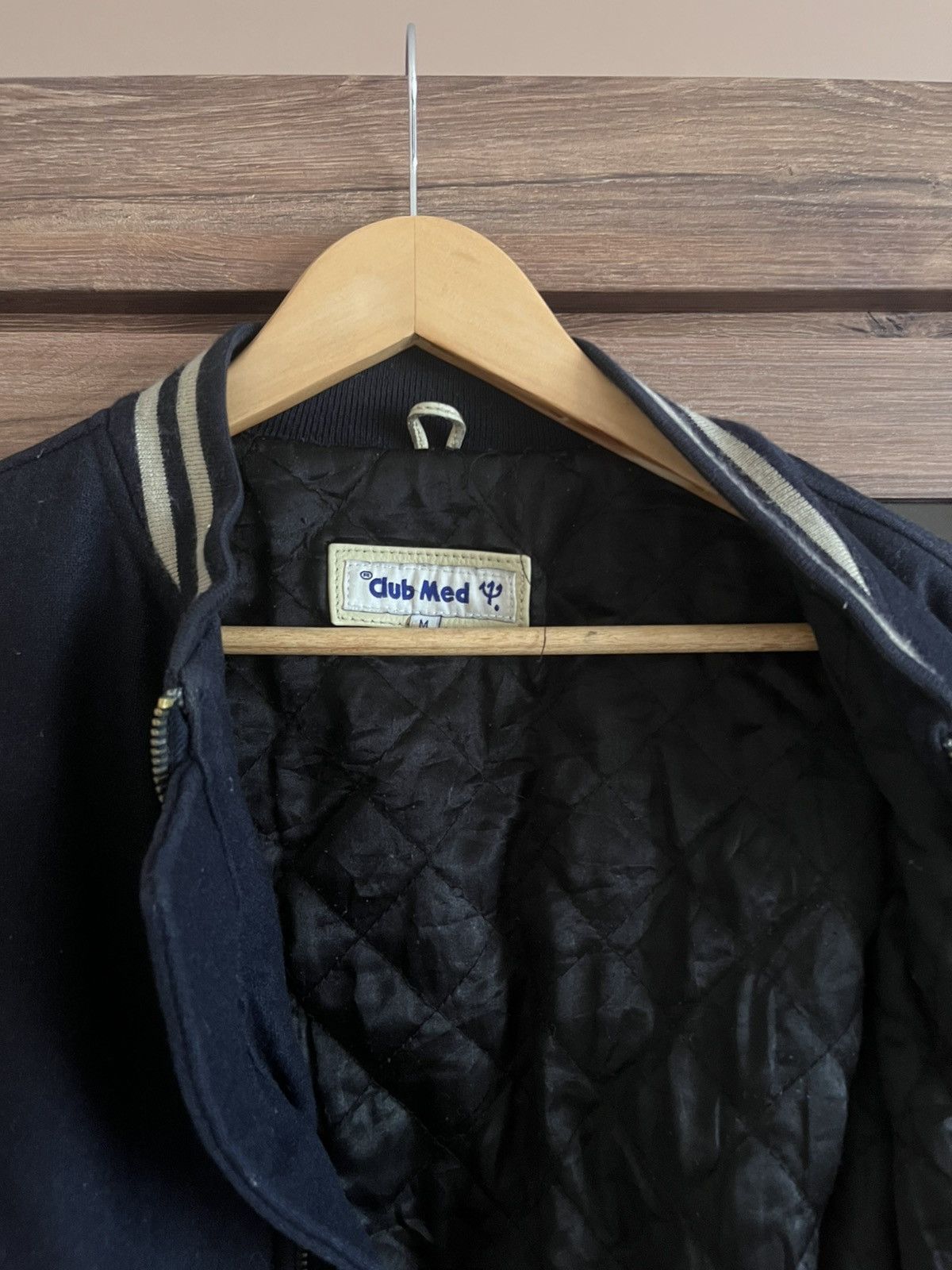 Vintage Vintage Club Med Varsity Wool Leather Jacket M Size US M / EU 48-50 / 2 - 11 Thumbnail
