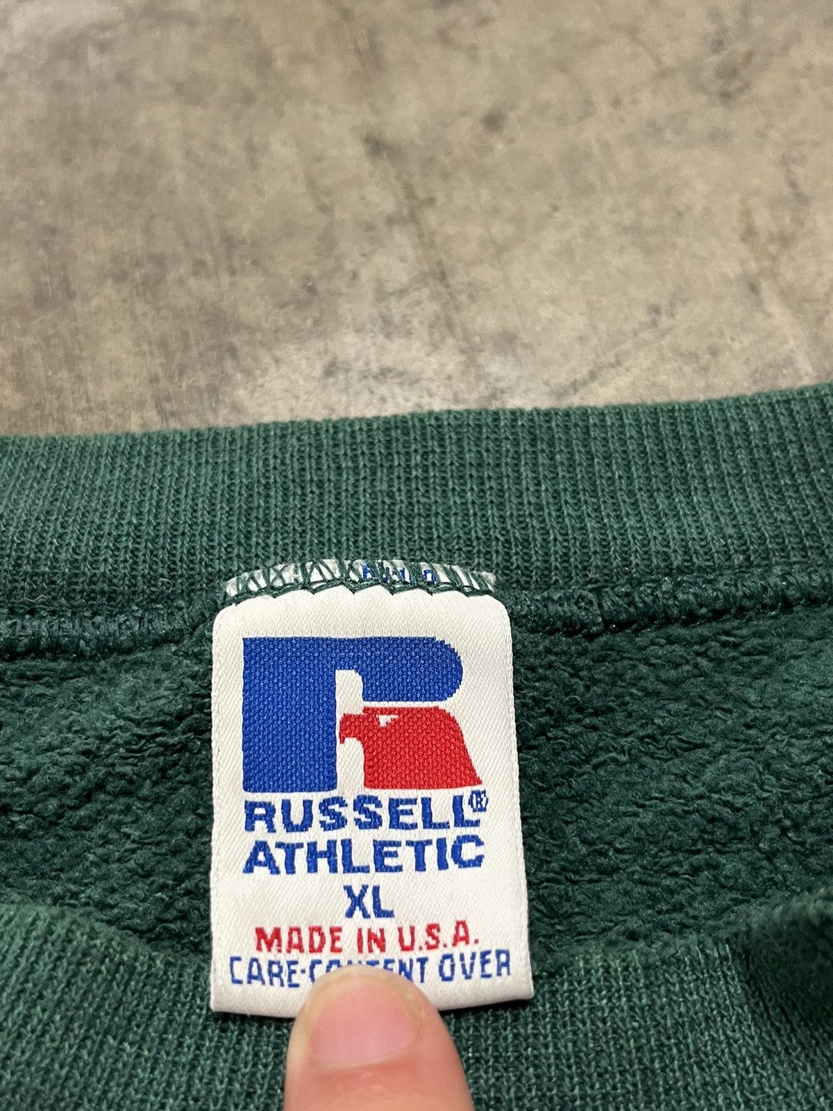 Russell Athletic × Vintage Russell athletic forest green boxy fit crewneck thrashed 90s Size US XL / EU 56 / 4 - 5 Thumbnail
