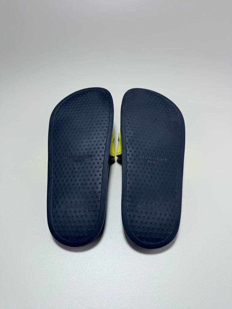 Other Givenchy Letter Logo Slippers Size US 5.5 / EU 38 - 7 Thumbnail