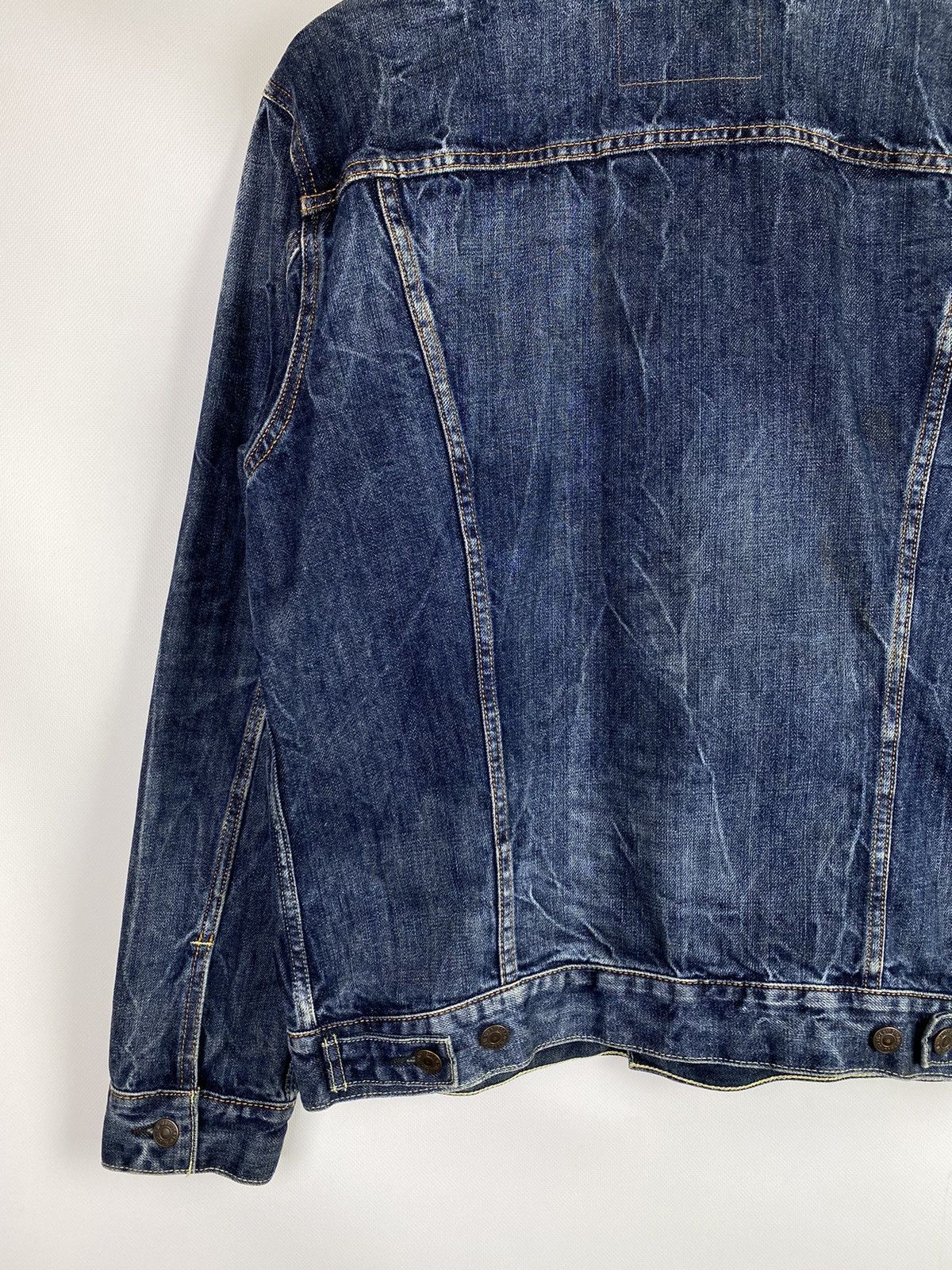 Levi's Levis men’s denim trucker jacket size L Size US L / EU 52-54 / 3 - 20 Thumbnail