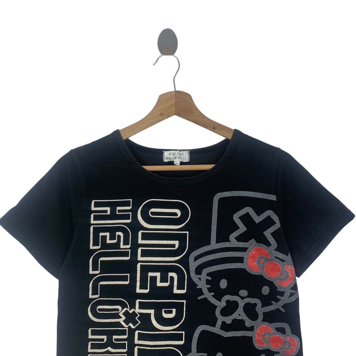 One Piece ONE PIECE x HELLO KITTY Chopper Anime Tee Shirt Top Sanrio Size M / US 6-8 / IT 42-44 - 2 Thumbnail