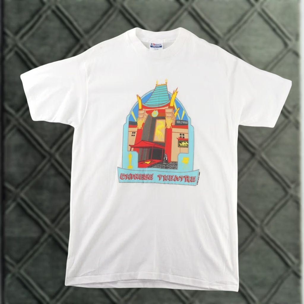 Vintage VINTAGE Grauman's Chinese Theatre Hollywood T-Shirt Men Large 80s NOS White Graphic Tee Shirt NOS Ships First Class Size US L / EU 52-54 / 3 - 1 Thumbnail