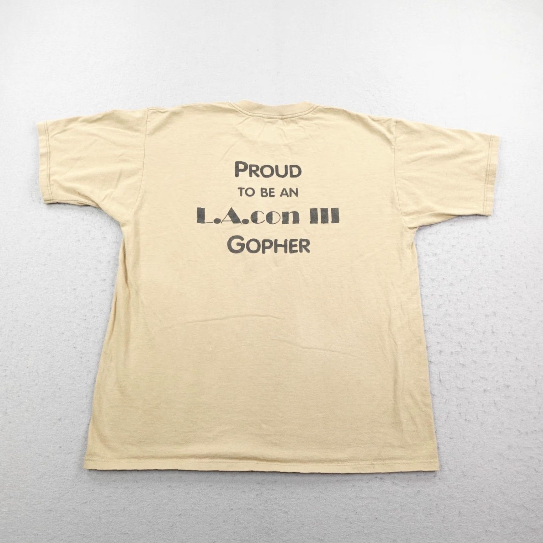 Gildan VINTAGE LA Con III Shirt Mens XL Beige Gopher 1996 Sci Fi Convention Tee 90s Size US XL / EU 56 / 4 - 6 Thumbnail