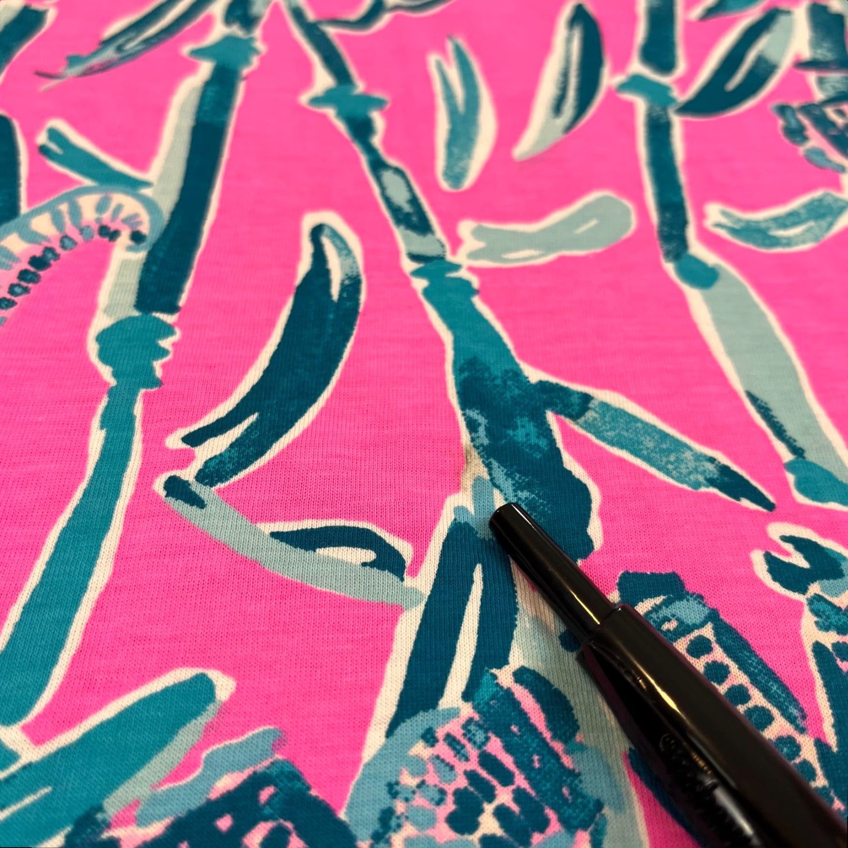Lilly Pulitzer Lilly Pulitzer Raylee Dress Womens S Pink Blue Peanut Gallery Animal Print A-Line Multicolor Short Sleeveless Round Neck Pullover Dress Size S / US 4 / IT 40 - 7 Thumbnail