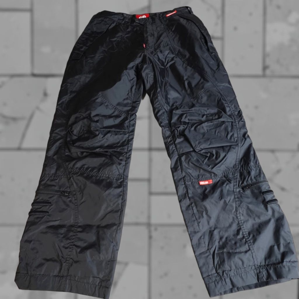 Ecko Unltd. VINTAGE Ecko Unltd. Pants Mens 30 Black Nylon Marvel 2000 Y2K Wide Leg Track Pants Straight Leg Regular Mens Black Nylon 30" Waist Vintage Size US 30 / EU 46 - 1 Thumbnail