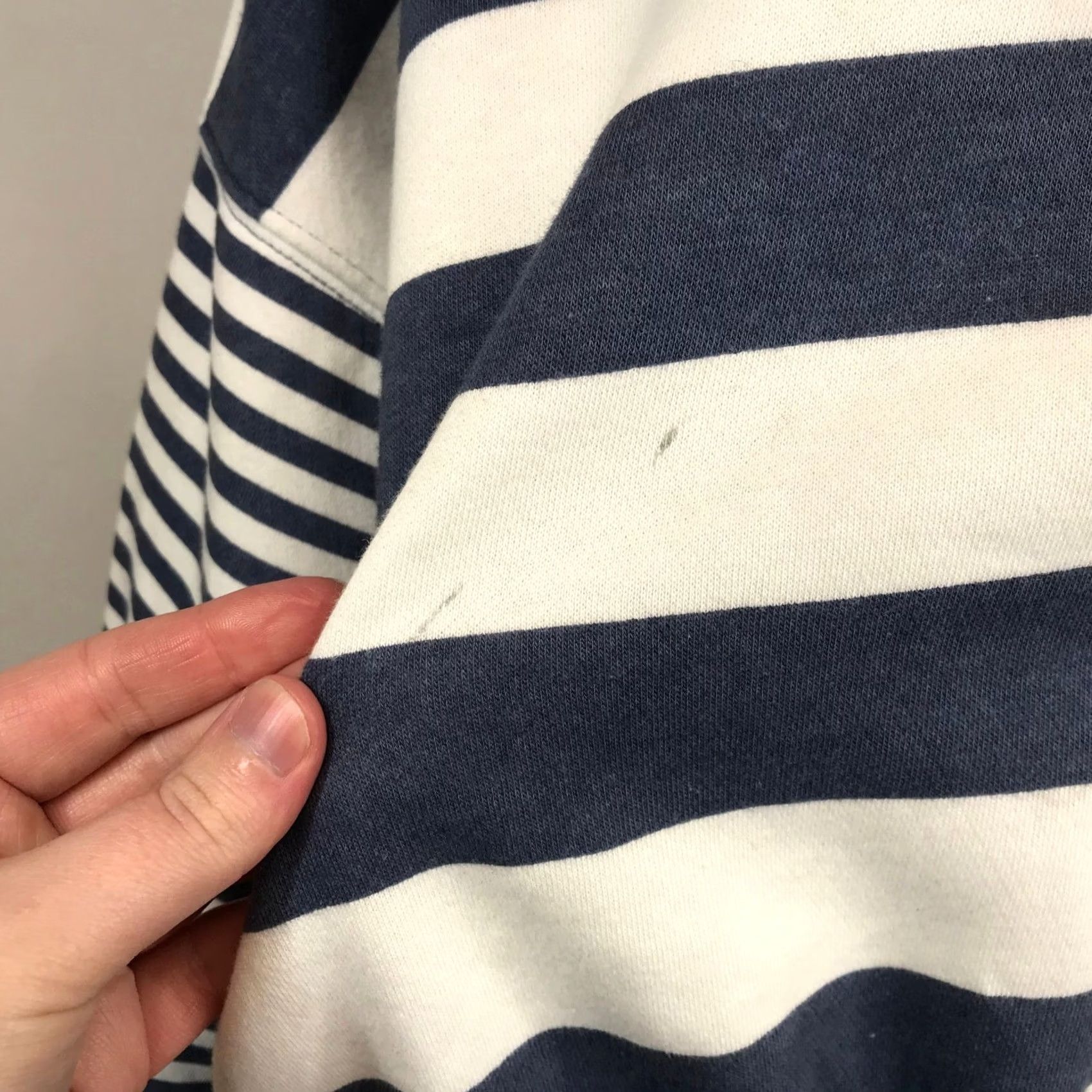 Nike Nike Womens Striped Crewneck Sweatshirt Blue White Oversized Pullover Logo Size M / US 6-8 / IT 42-44 - 5 Thumbnail