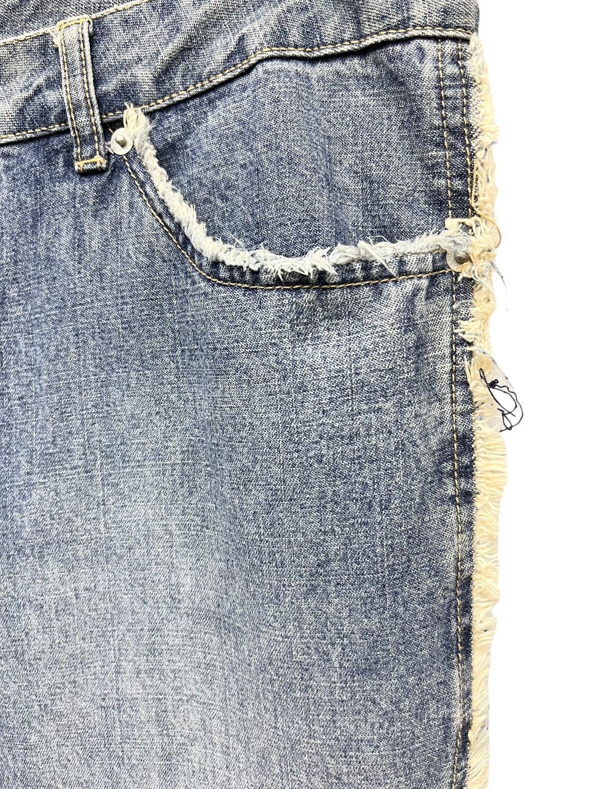 Designer × Japanese Brand × Vintage 🔥FYE 90’s Japanese Denim Frayed Side Bell Bottom Flared Size 32" / US 10 / IT 46 - 14 Thumbnail