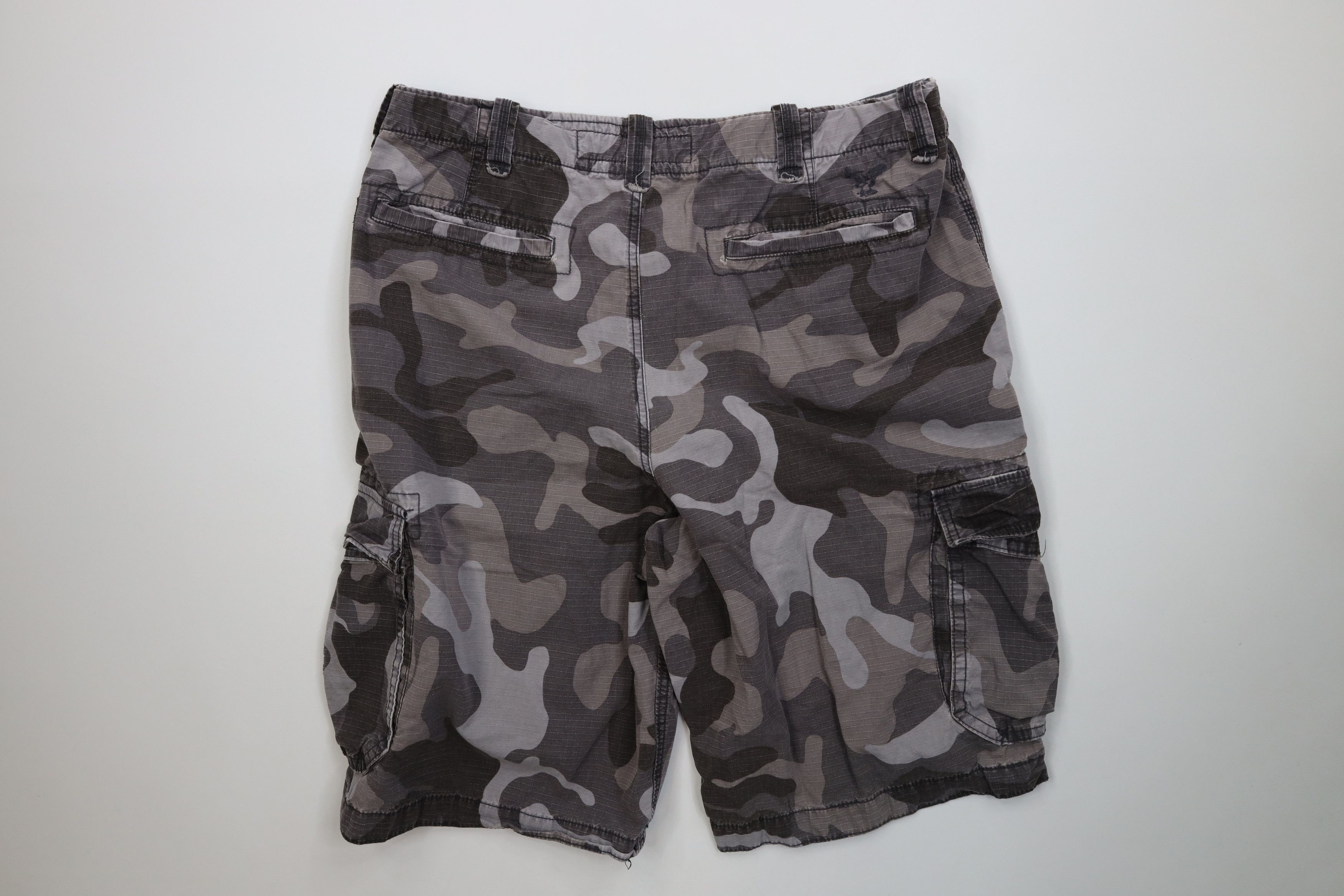 American Eagle Outfitters Vintage Y2K American Eagle Ripstop Camouflage Cargo Shorts Size US 38 / EU 54 - 7 Thumbnail