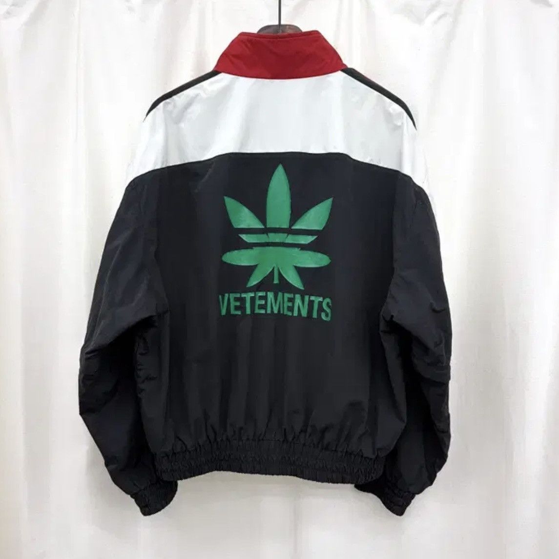 Vetements Vetements Marijuana Docking Track Jacket Size US M / EU 48-50 / 2 - 1 Thumbnail