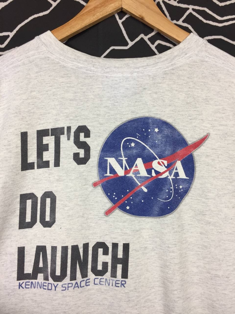 Arts & Science Vtg NASA Kennedy Space Center Let's Do Launch Tee Size US L / EU 52-54 / 3 - 3 Thumbnail