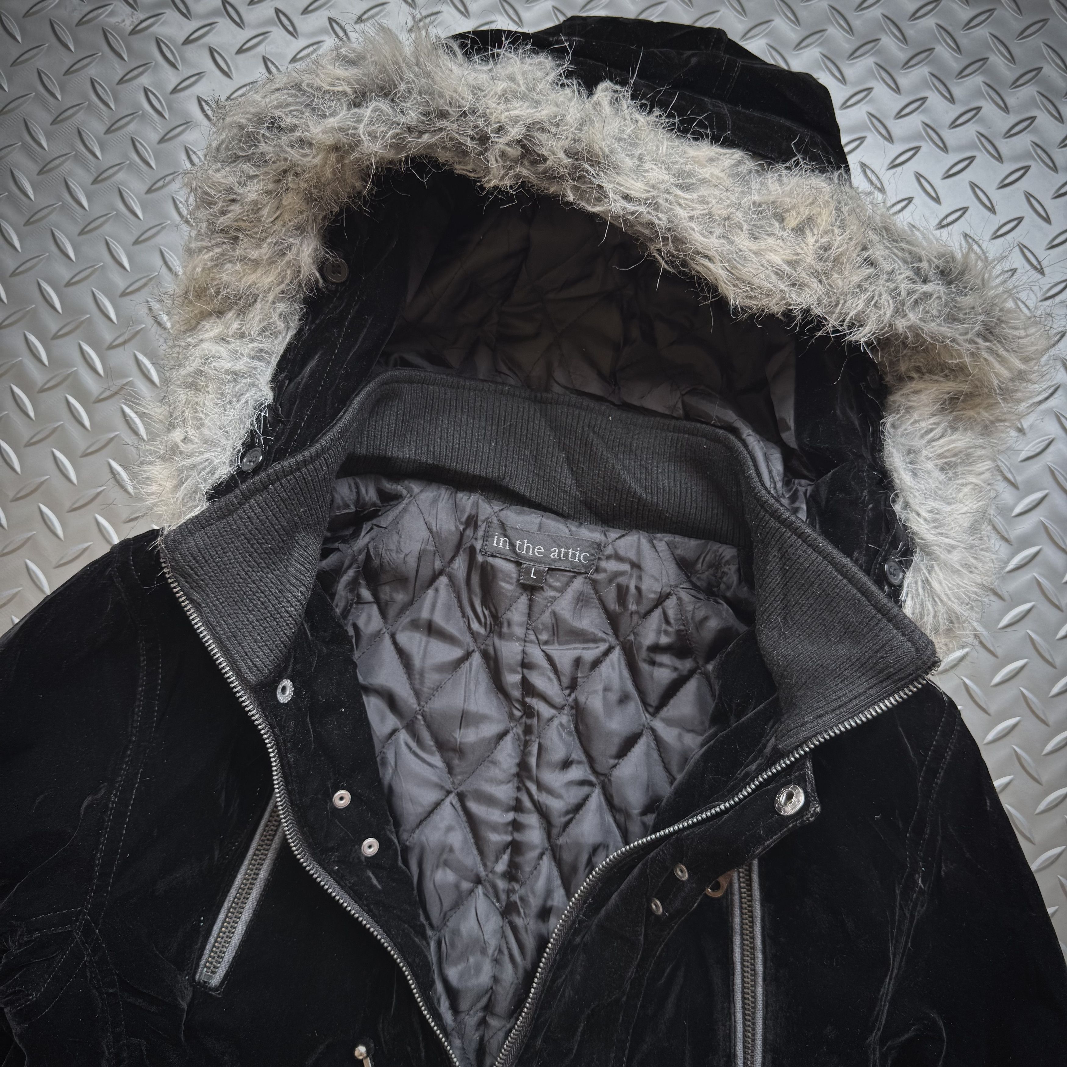 In The Attic In The Attic Fur Hood Toggle Jacket (Archive / Y2K) Size US M / EU 48-50 / 2 - 9 Thumbnail
