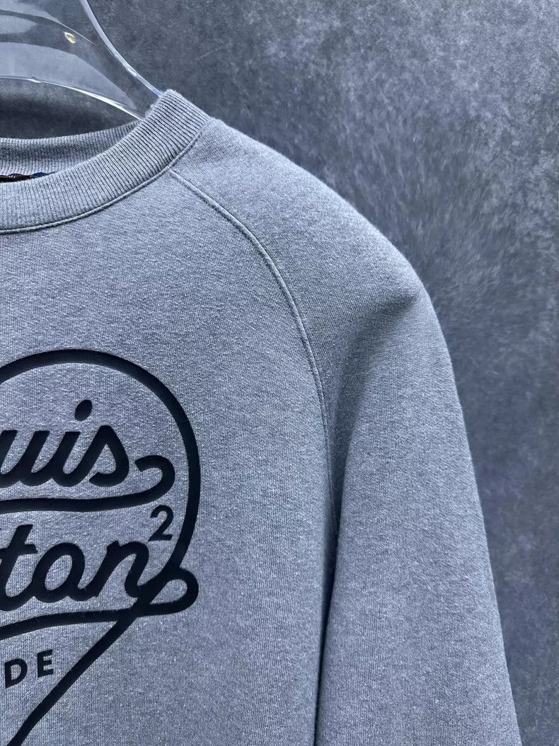 Louis Vuitton Louis Vuitton Louis Vuitton x NIGO2 Gray Sweatshirt for Me Size US XL / EU 56 / 4 - 5 Thumbnail