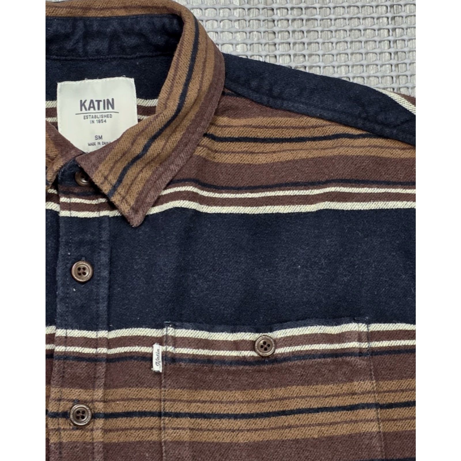 Katin Katin Shirt Mens S Flannel Stripe Button Up Workshirt Brown Blue Size US S / EU 44-46 / 1 - 5 Thumbnail