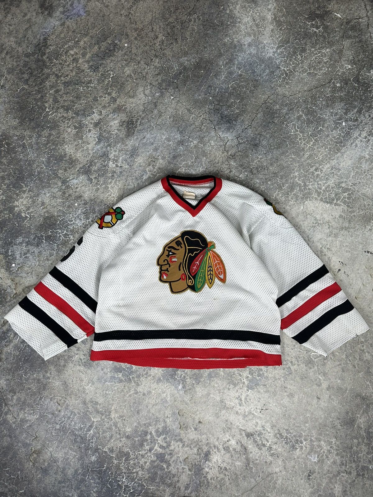 NHL × Vintage Vintage Black Hawks Thrashed Mesh Jersey Size US L / EU 52-54 / 3 - 1 Thumbnail