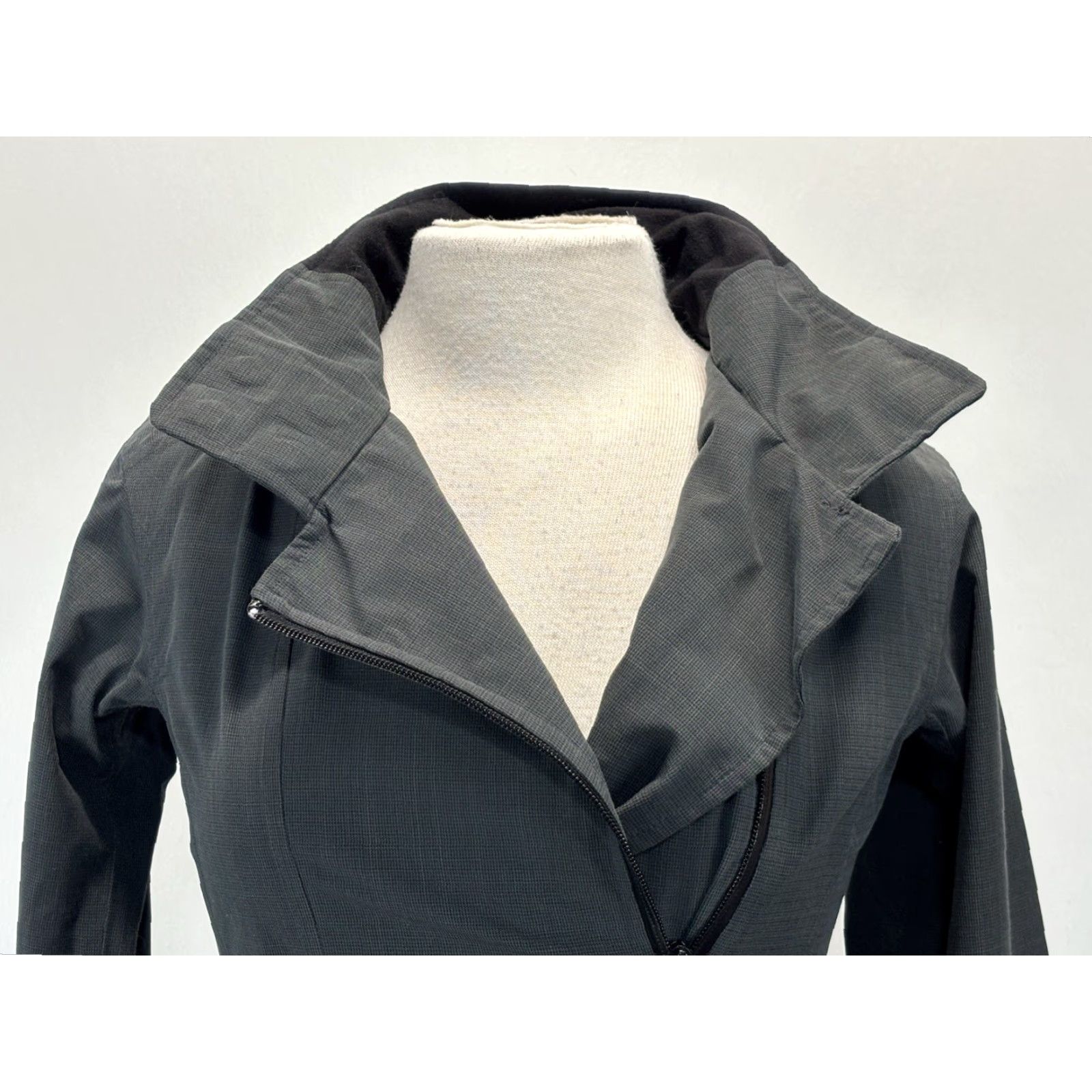 Athleta Athleta Jacket Sz XXS Gray Waterproof Wetlands Trench Rain Coat Outdoor No Hood Size XXS / US 00 / IT 34 - 5 Thumbnail