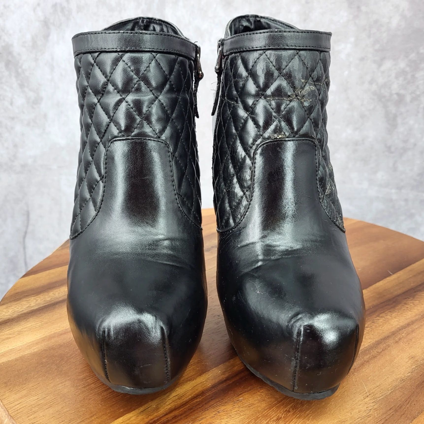 Guess GUESS Platform Heels Womens 10 Black Faux Leather Ankle Boots Booties Quilted Size US 10 / IT 40 - 3 Thumbnail