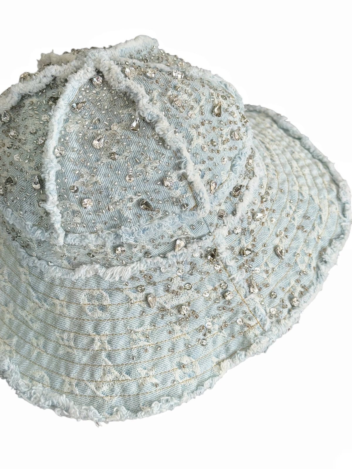 Louis Vuitton 1/1 Virgil Crystal Rain Distressed Denim Monogram Bucket Hat Size ONE SIZE - 2 Thumbnail